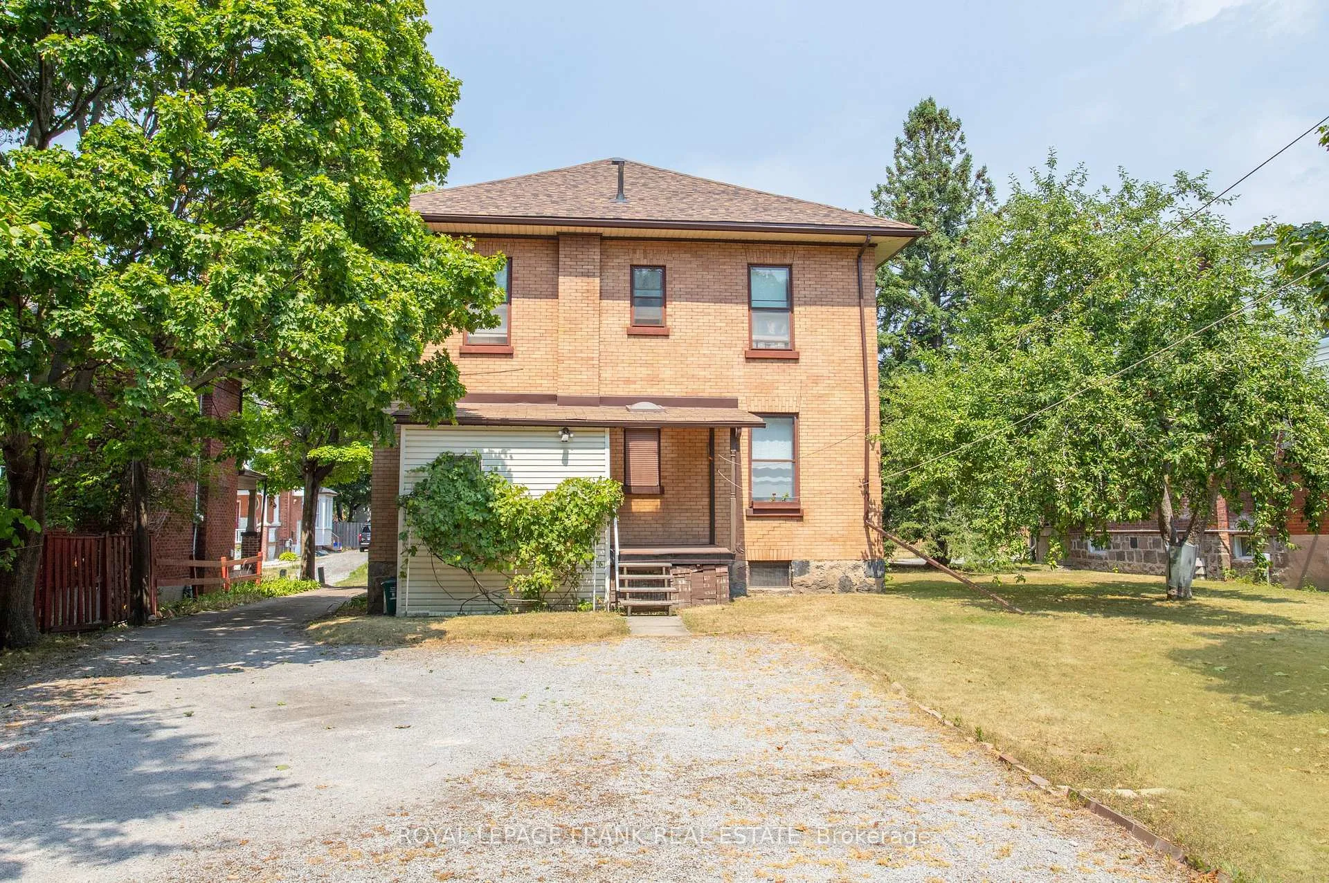 Photo 28 of 33 Fairbanks Street, Oshawa, Central — HOMEH