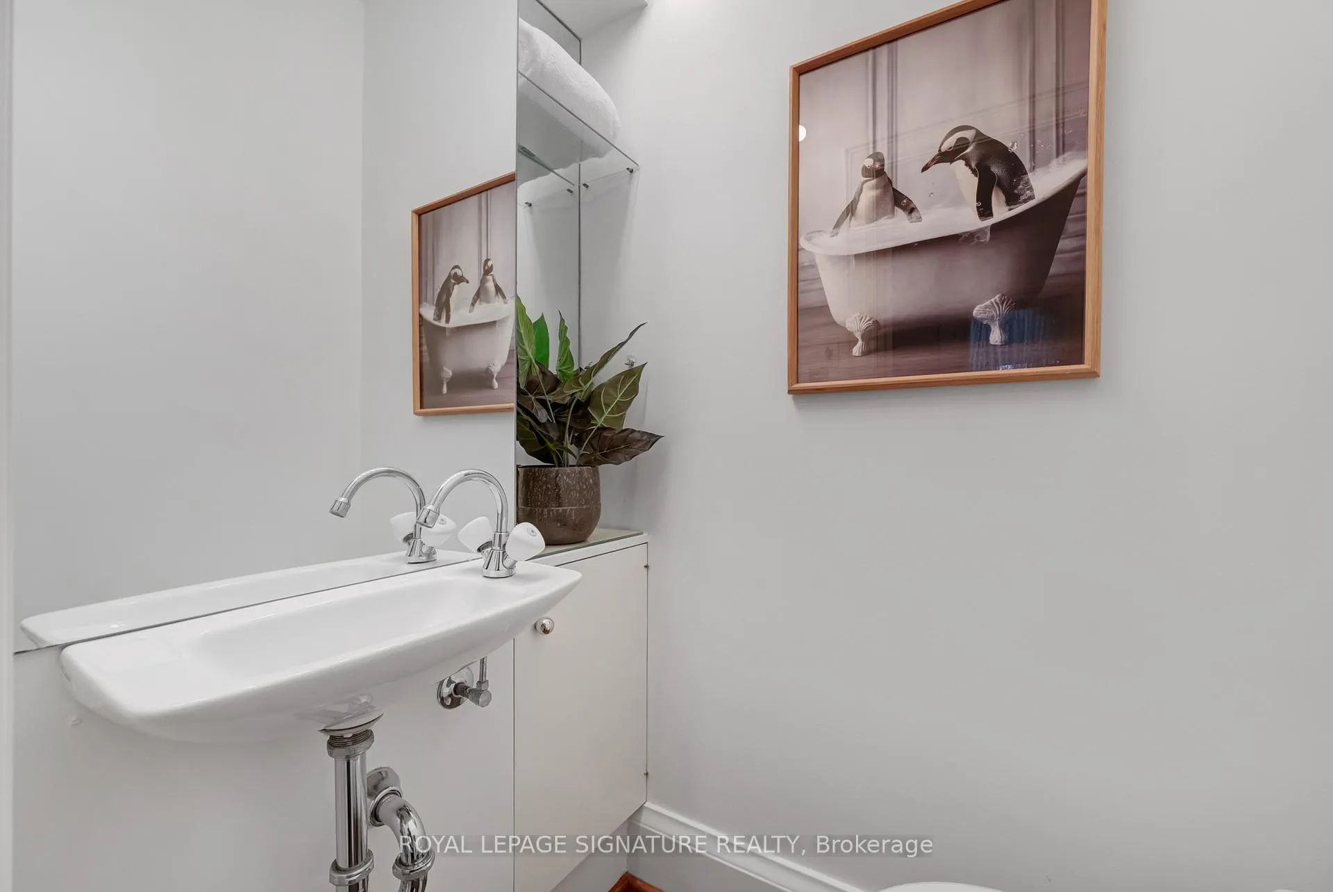 Photo 14 of 361 Lytton Boulevard, Toronto, Lawrence Park South — HOMEH