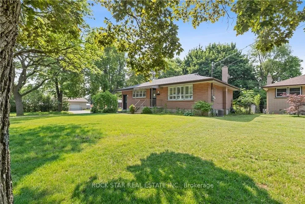 Photo 1 of Unit Upper, 23 Terrance Drive, Brantford, Fairview/Greenbrier — HOMEH