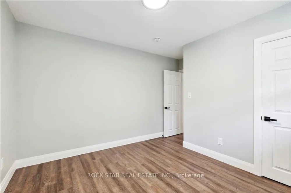 Photo 23 of Unit Upper, 23 Terrance Drive, Brantford, Fairview/Greenbrier — HOMEH