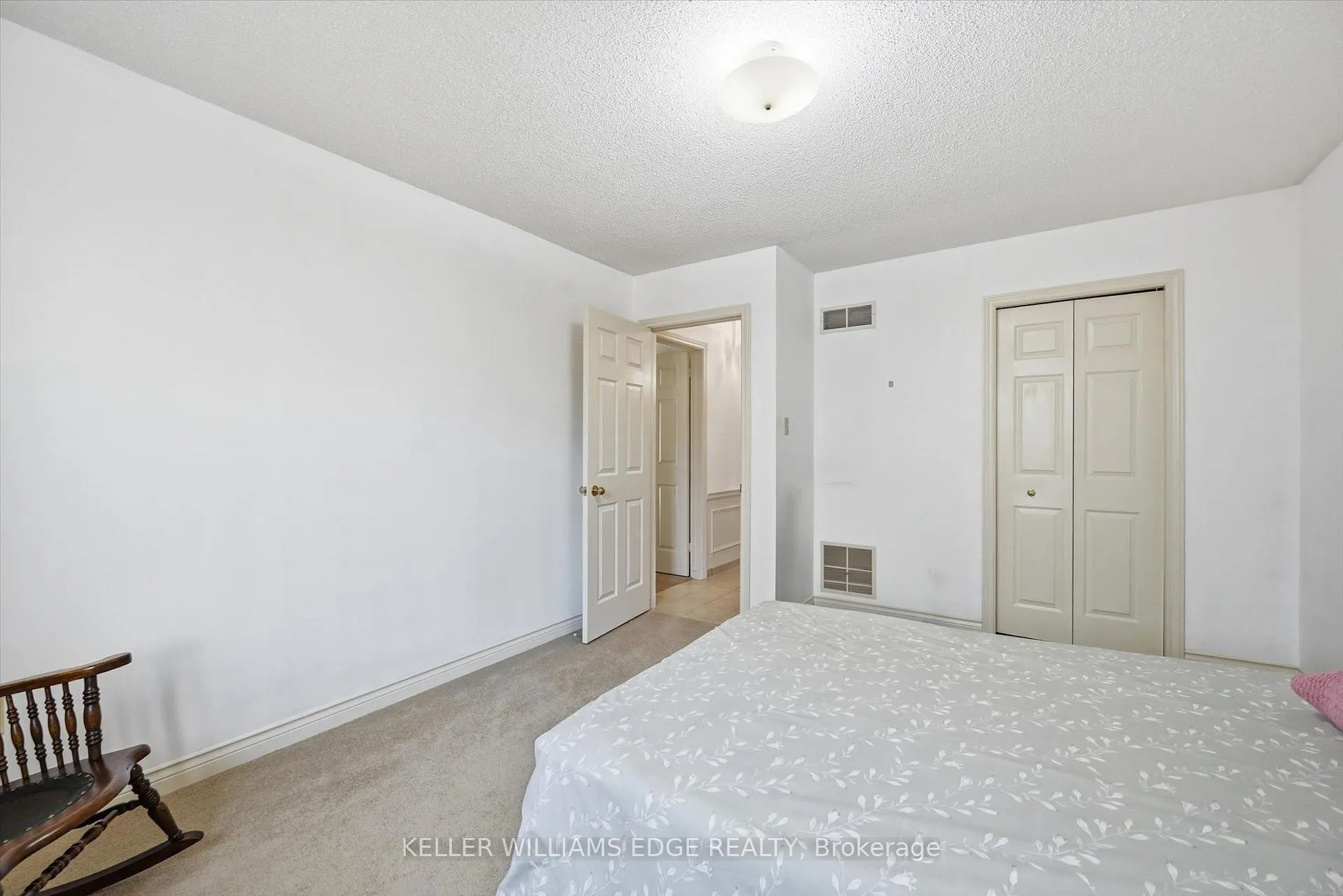 Photo 24 of 2018 Barlow Crescent, Burlington, Brant Hills — HOMEH