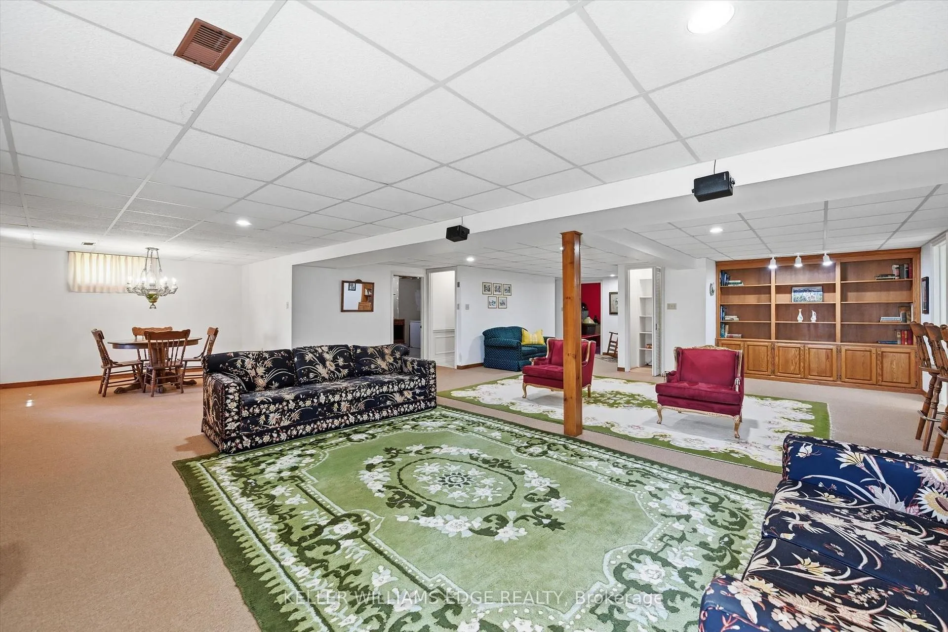 Photo 33 of 2018 Barlow Crescent, Burlington, Brant Hills — HOMEH