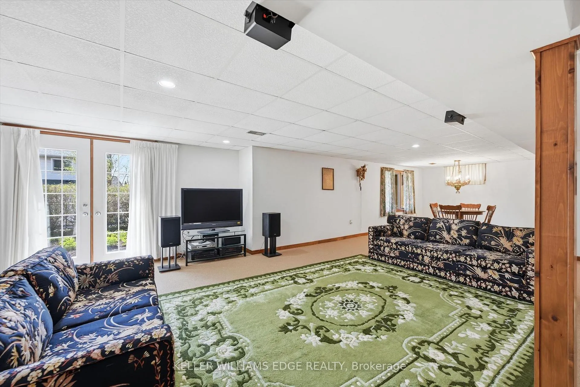 Photo 34 of 2018 Barlow Crescent, Burlington, Brant Hills — HOMEH