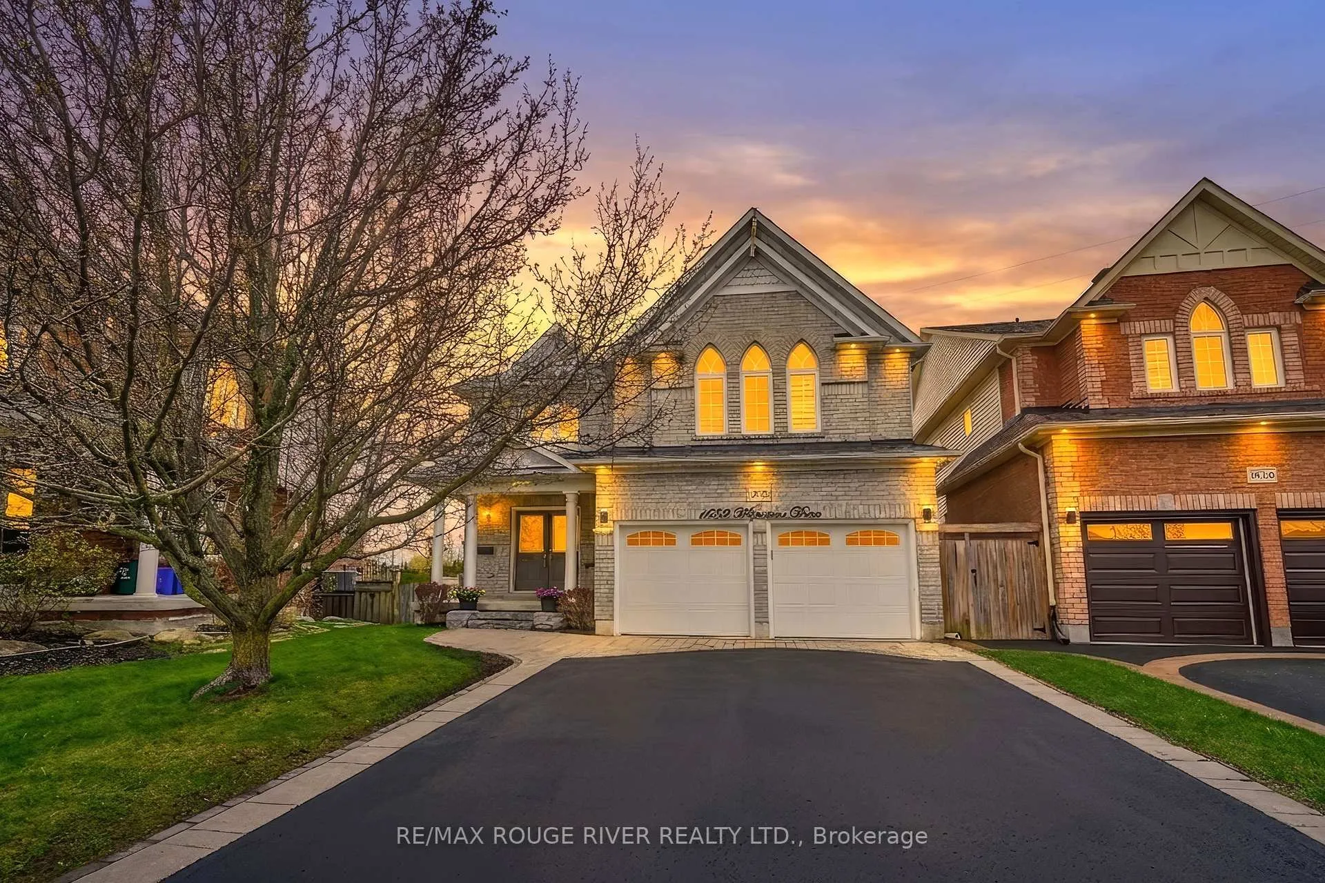 Photo 1 of 1632 Whitestone Drive, Oshawa, Samac — HOMEH