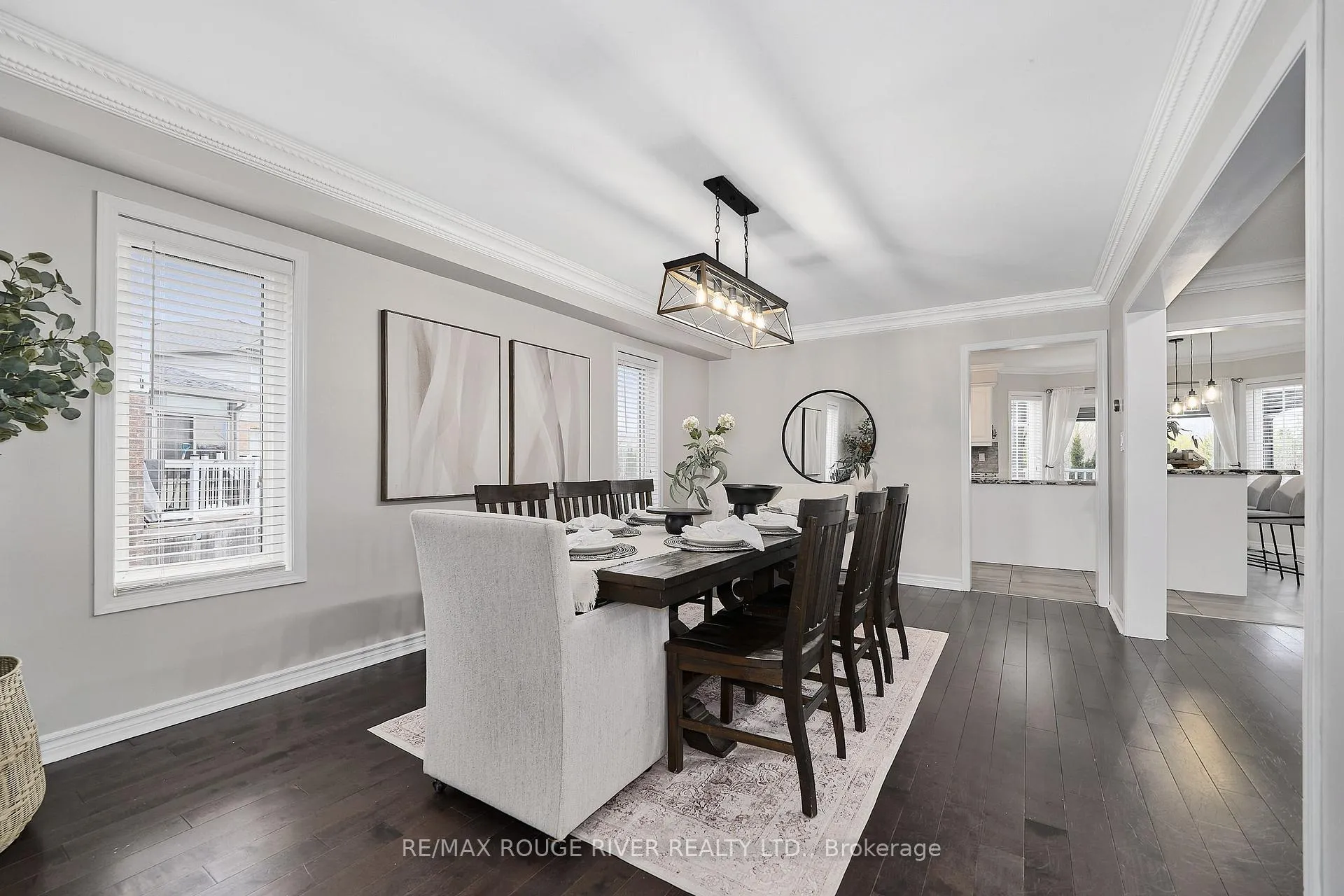 Photo 5 of 1632 Whitestone Drive, Oshawa, Samac — HOMEH