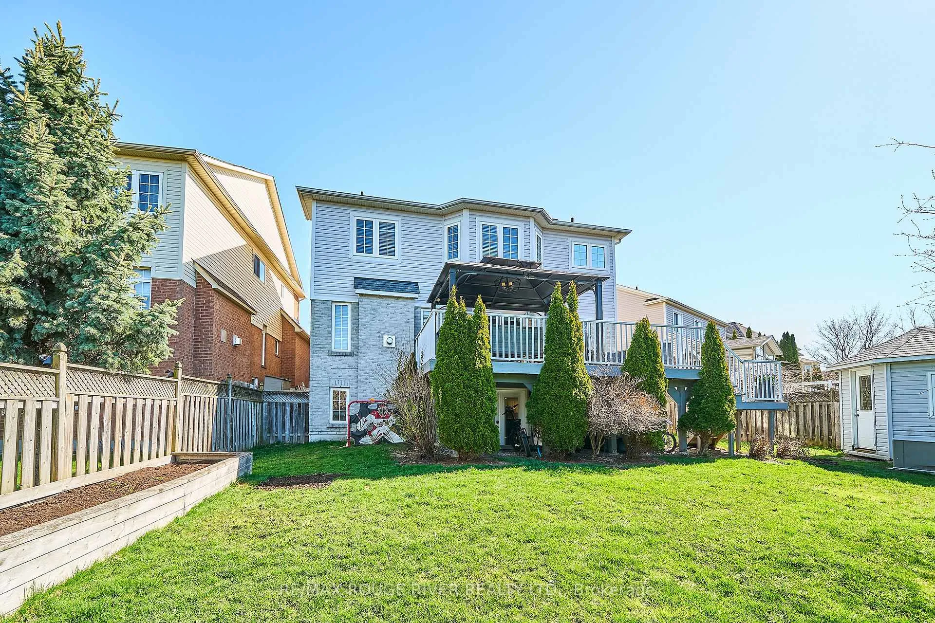 Photo 43 of 1632 Whitestone Drive, Oshawa, Samac — HOMEH