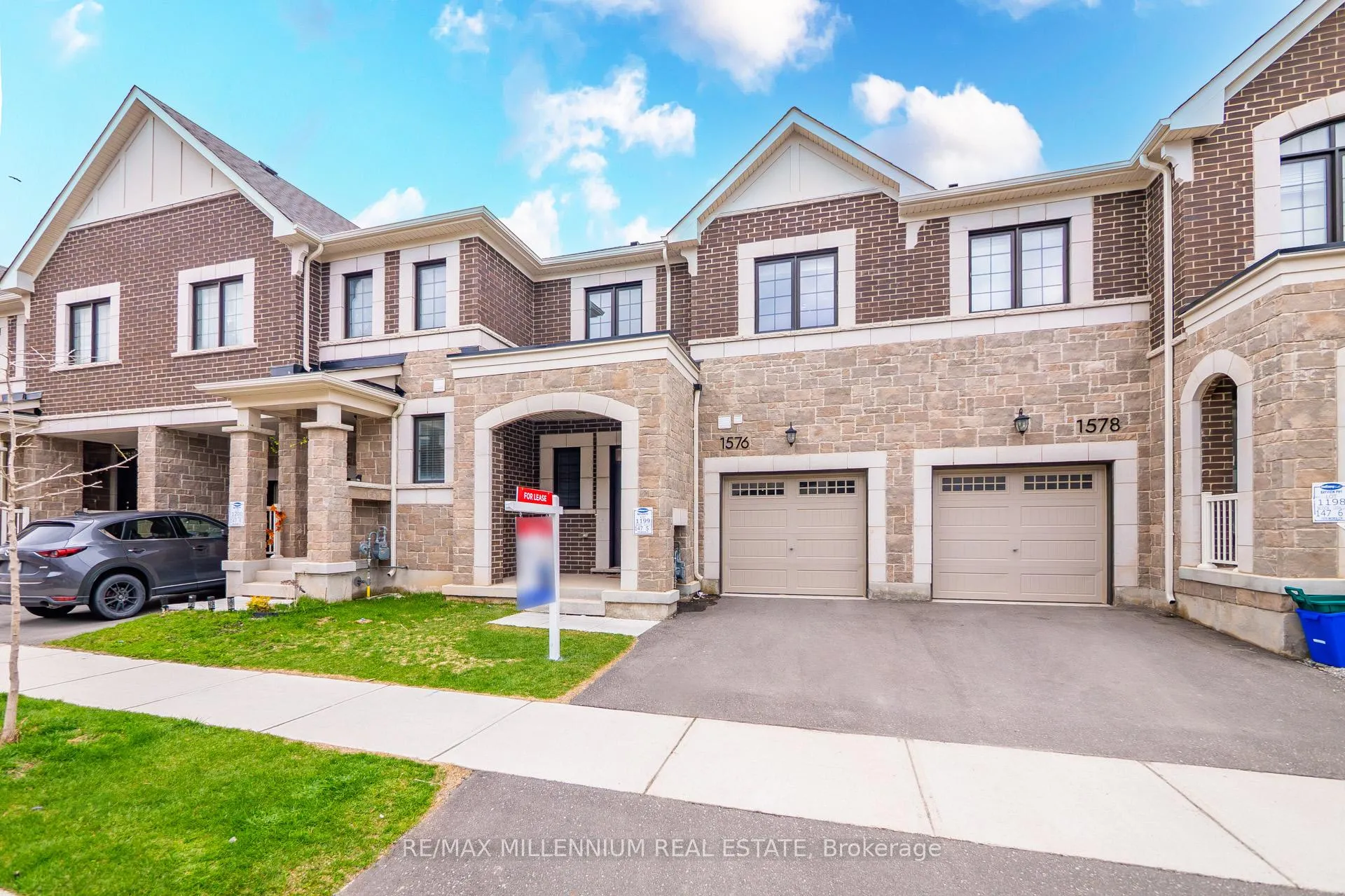 Photo 5 of 1576 Moira Crescent, Milton, Bowes — HOMEH
