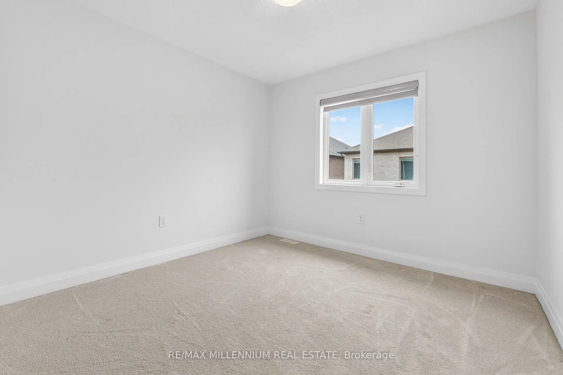 Photo 32 of 1576 Moira Crescent, Milton, Bowes — HOMEH