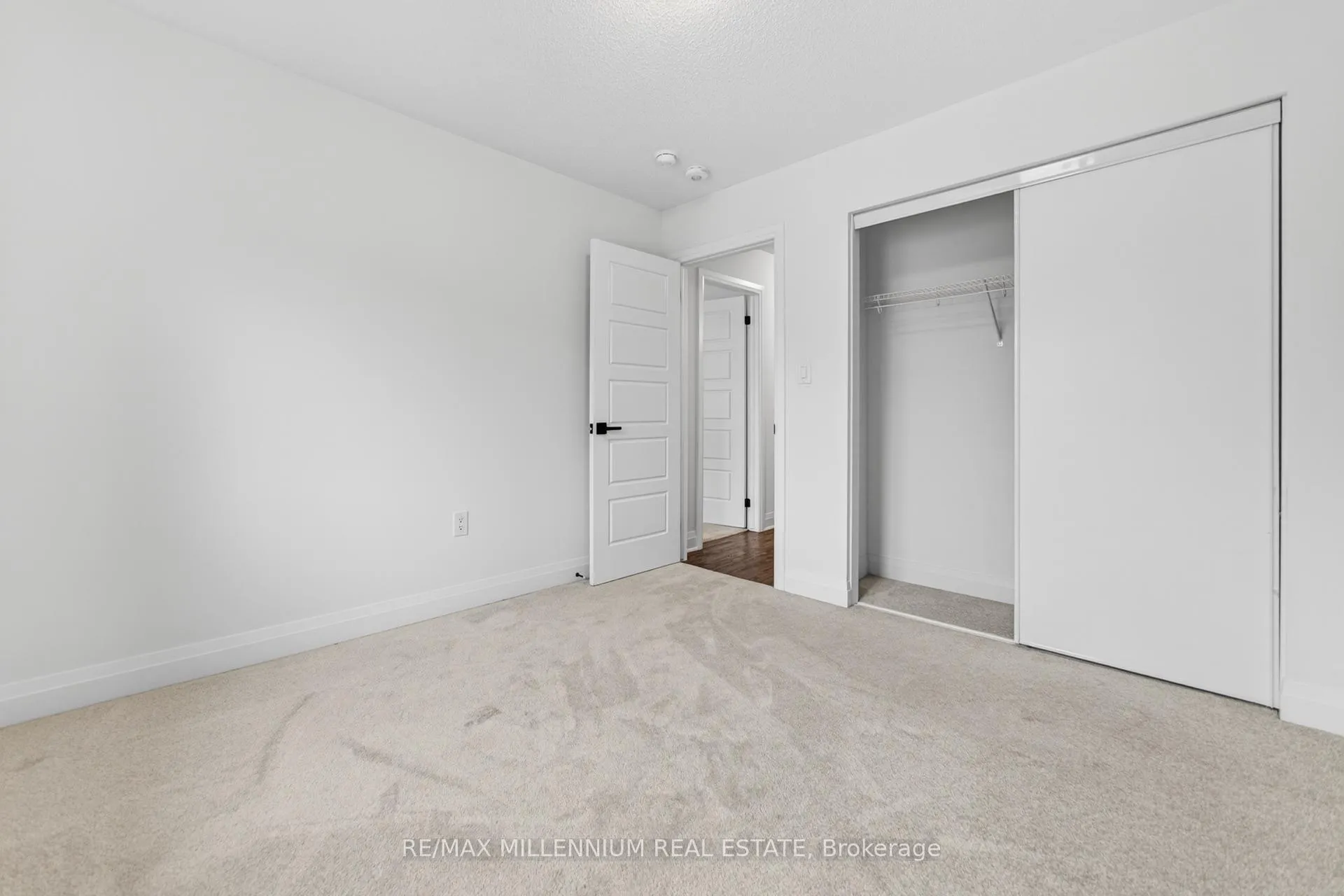 Photo 33 of 1576 Moira Crescent, Milton, Bowes — HOMEH