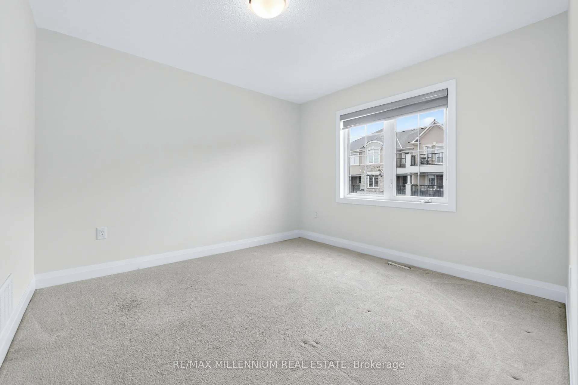 Photo 34 of 1576 Moira Crescent, Milton, Bowes — HOMEH