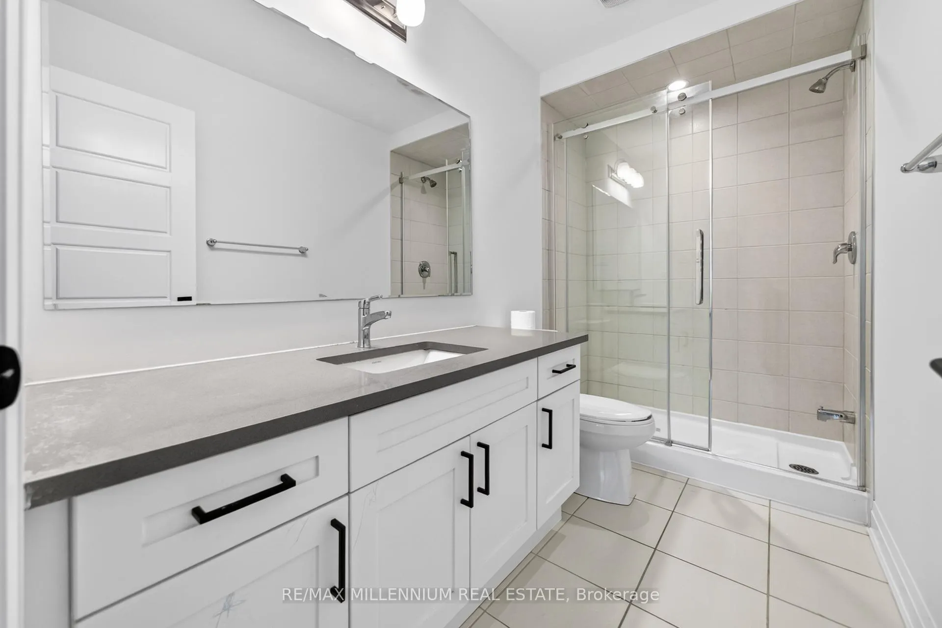 Photo 43 of 1576 Moira Crescent, Milton, Bowes — HOMEH