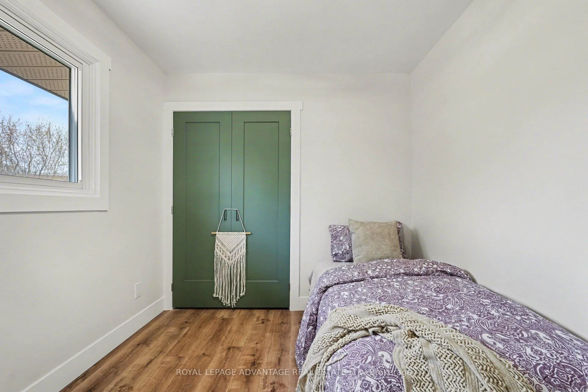 Photo 18 of 174 Carss Avenue, Smiths Falls — HOMEH