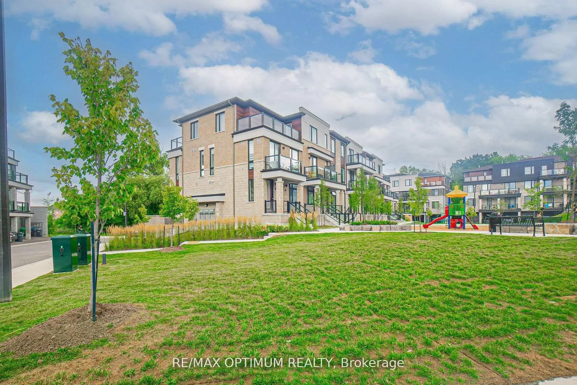 Photo 1 of Unit 46, 45 Knotsberry Circle, Brampton, Bram West — HOMEH