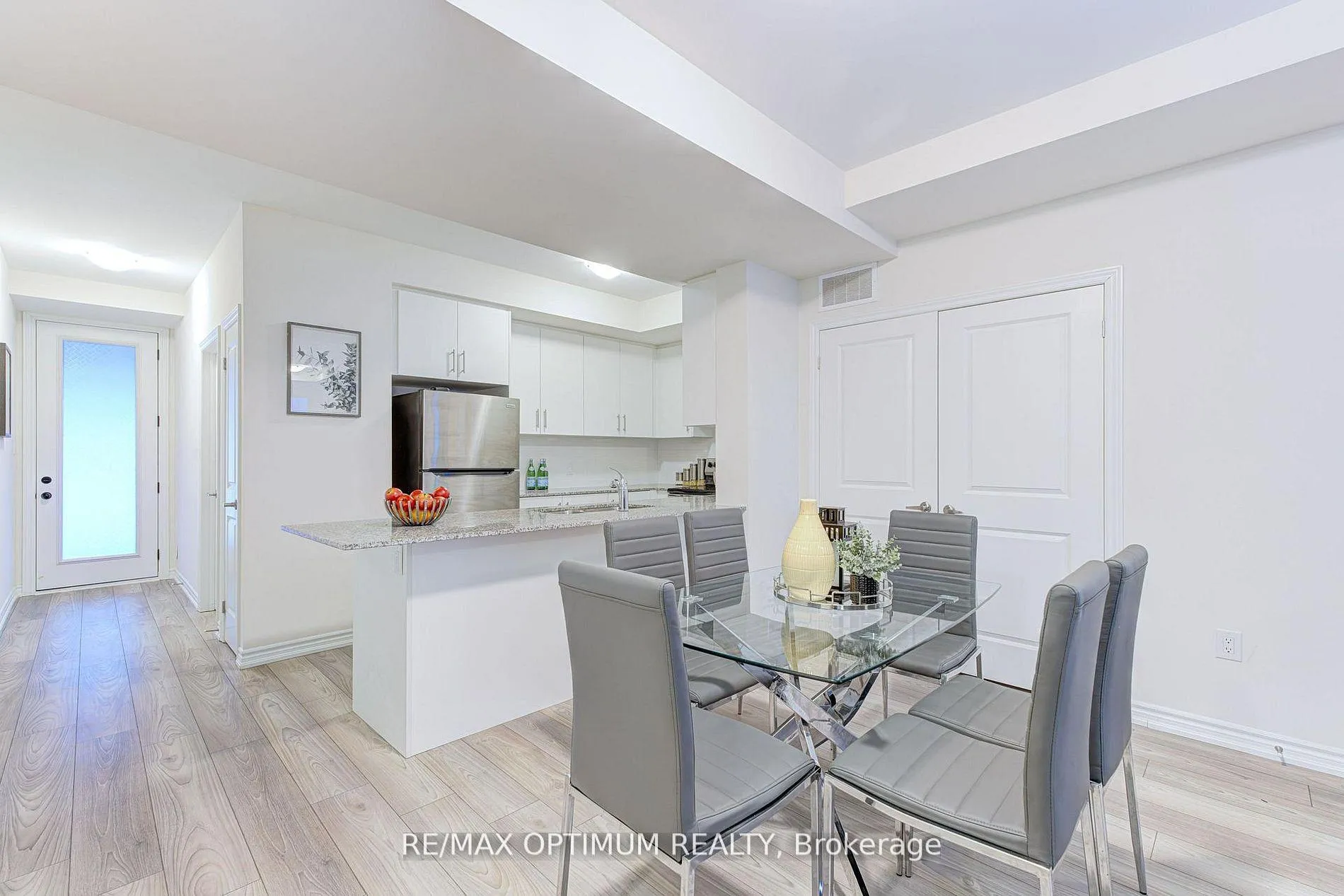 Photo 12 of Unit 46, 45 Knotsberry Circle, Brampton, Bram West — HOMEH