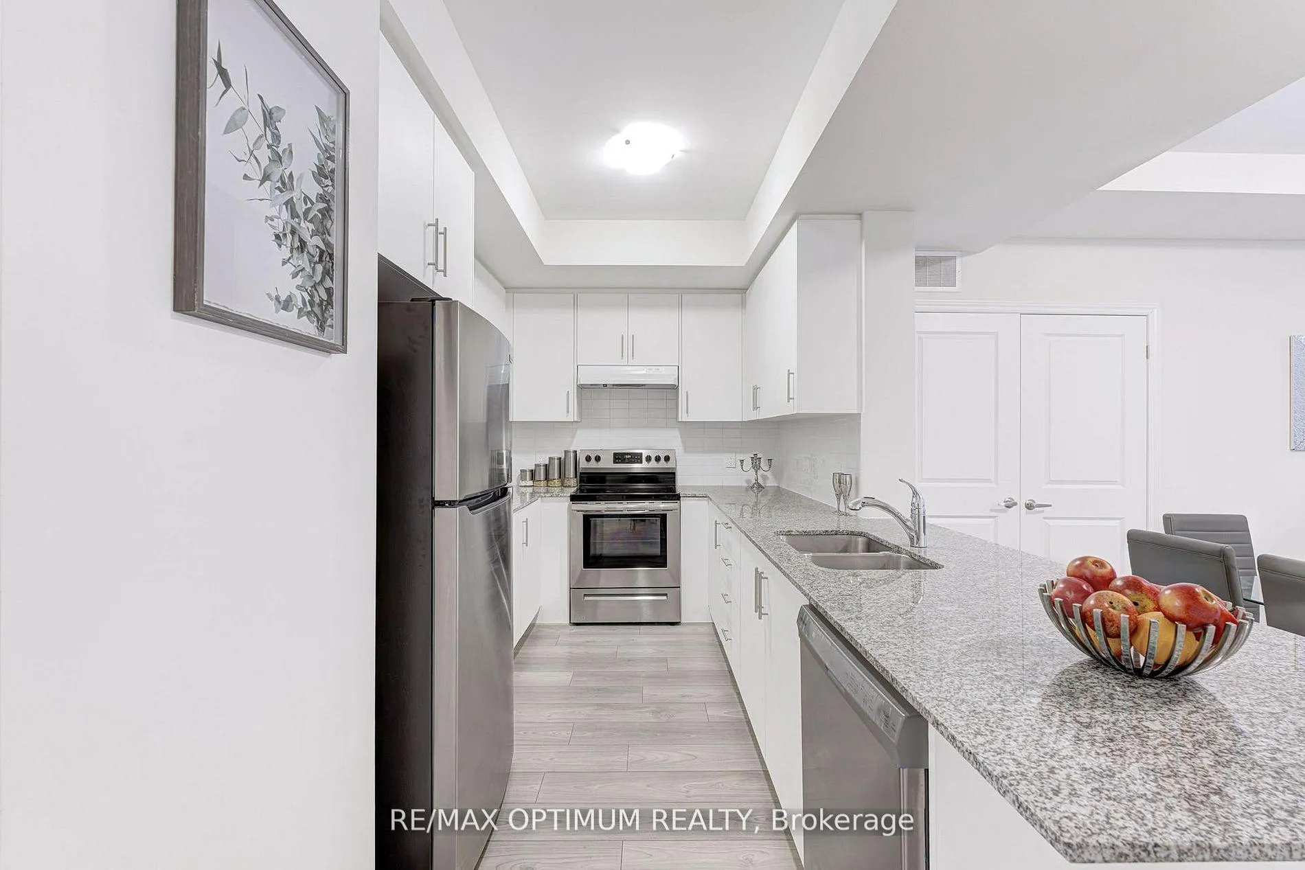 Photo 15 of Unit 46, 45 Knotsberry Circle, Brampton, Bram West — HOMEH