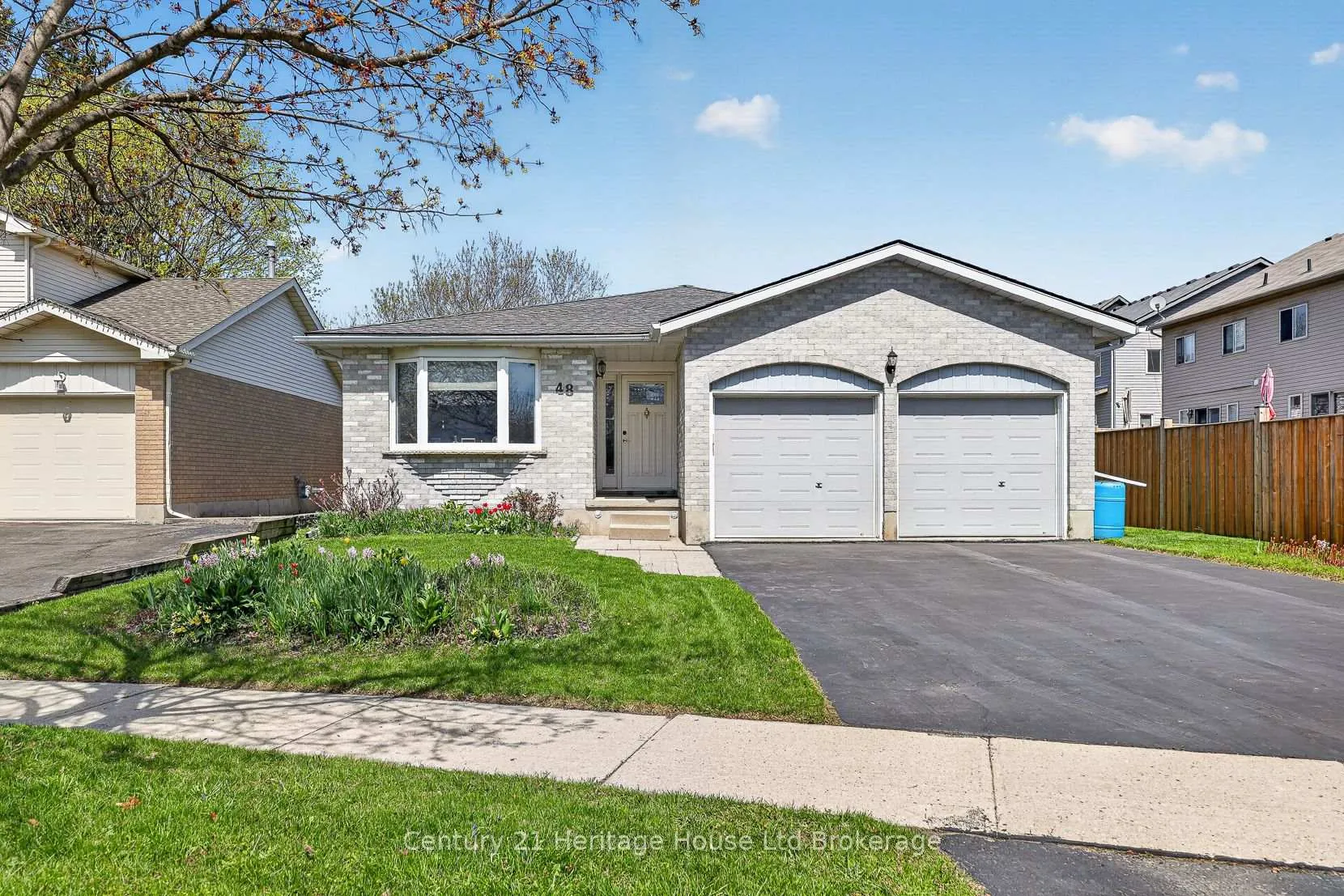 Photo 1 of 48 Tagge Street, Kitchener — HOMEH
