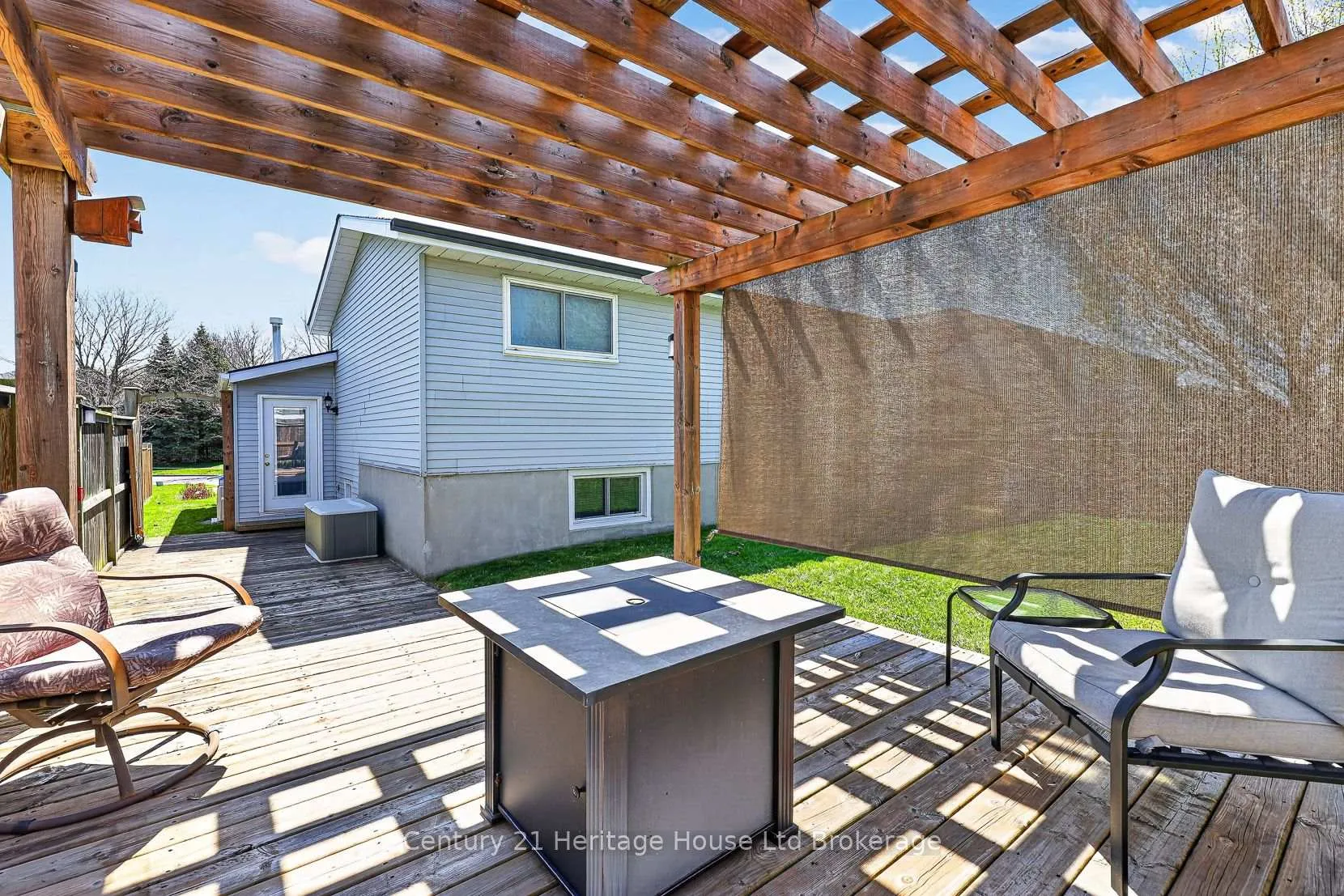 Photo 36 of 48 Tagge Street, Kitchener — HOMEH