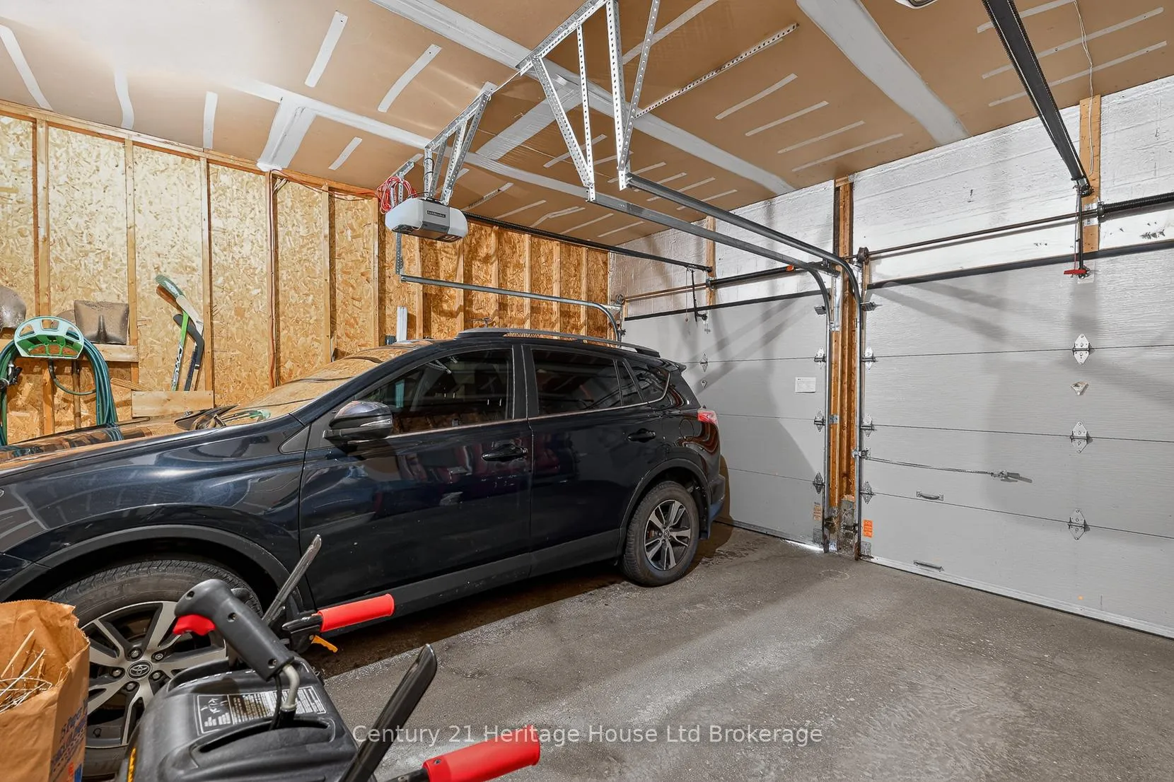 Photo 43 of 48 Tagge Street, Kitchener — HOMEH