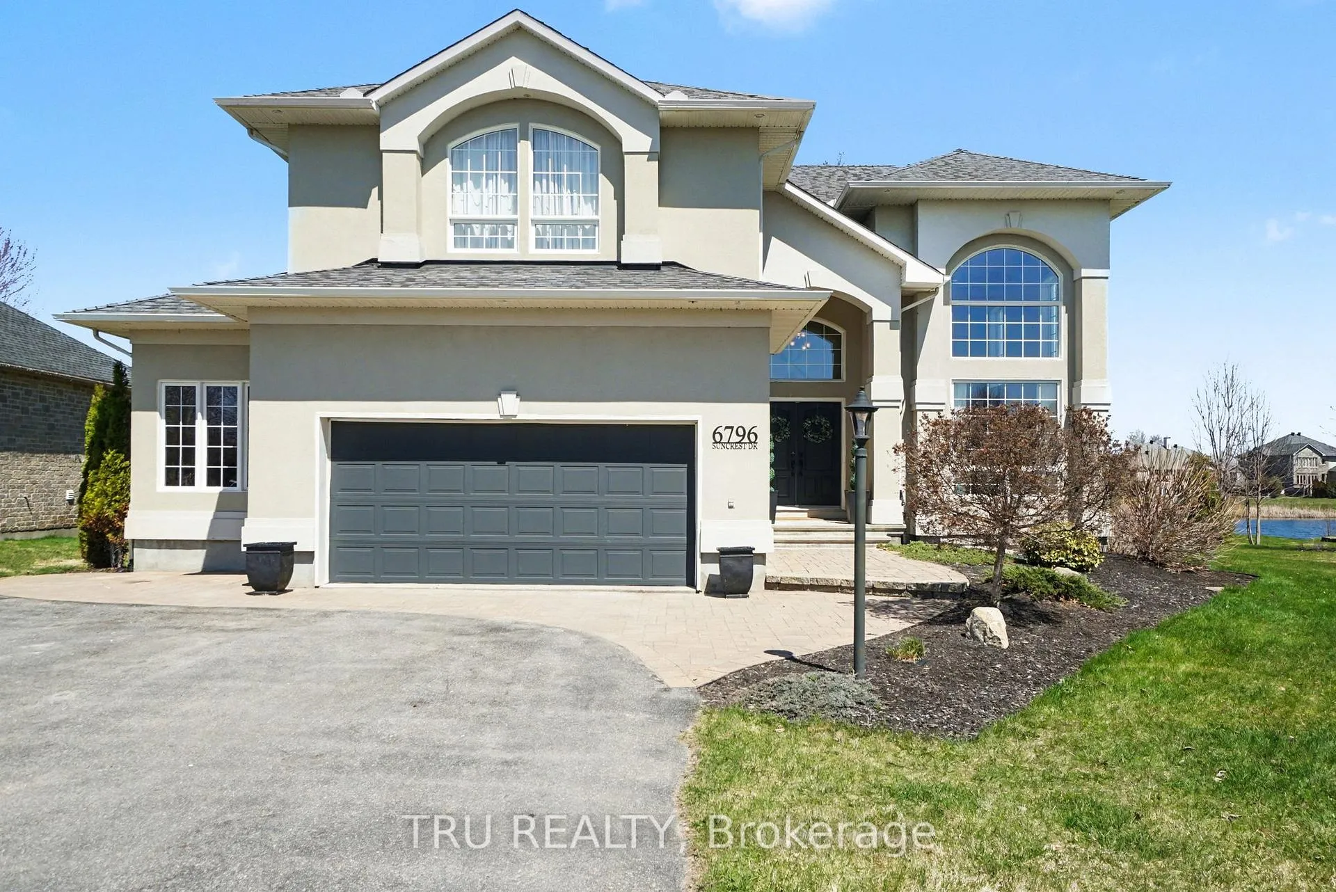 Photo 1 of 6796 Suncrest Drive, Ottawa, Greely — HOMEH