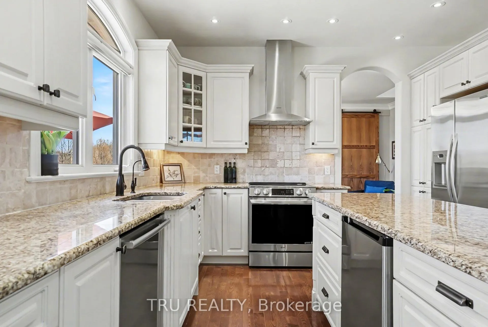 Photo 16 of 6796 Suncrest Drive, Ottawa, Greely — HOMEH