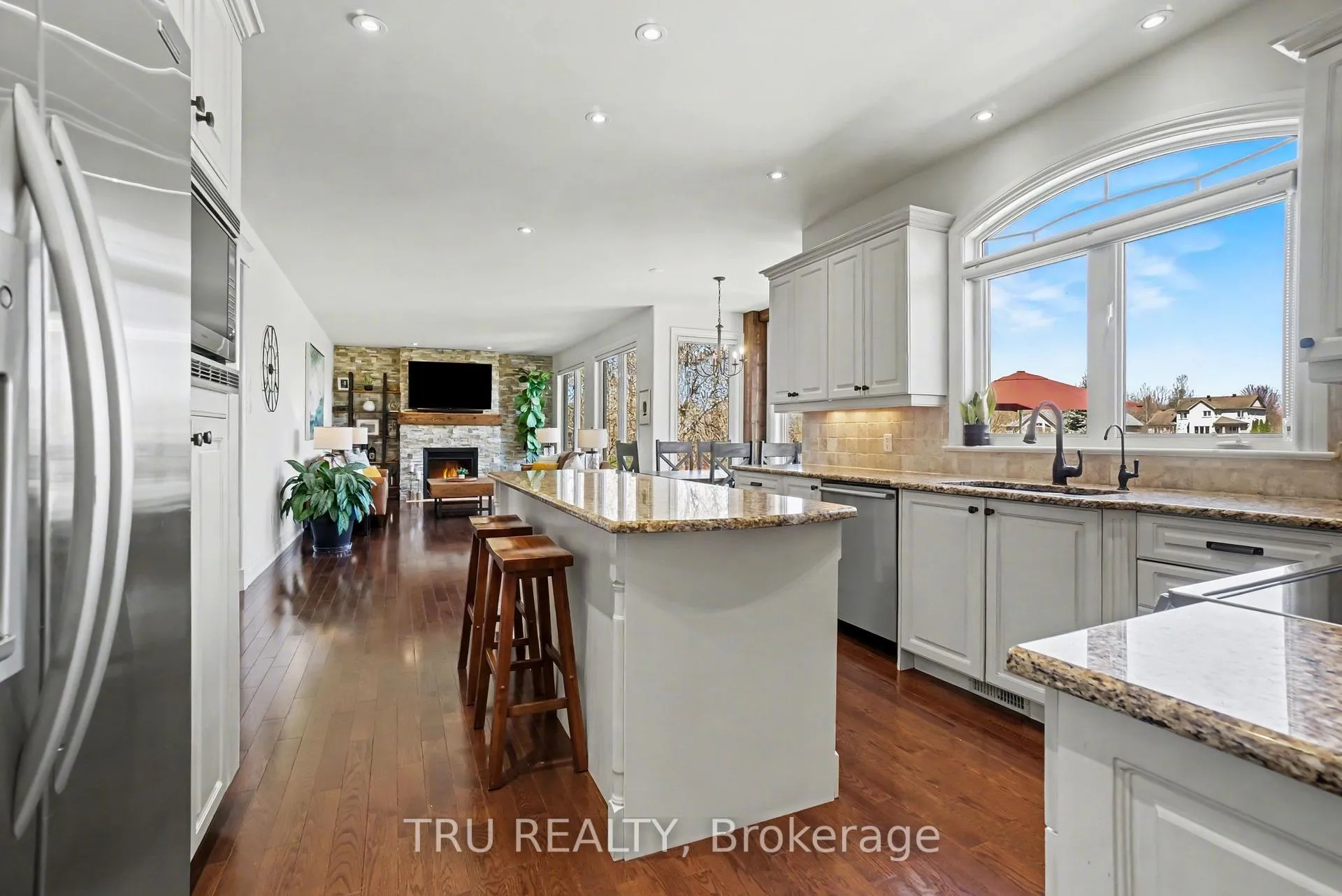 Photo 17 of 6796 Suncrest Drive, Ottawa, Greely — HOMEH
