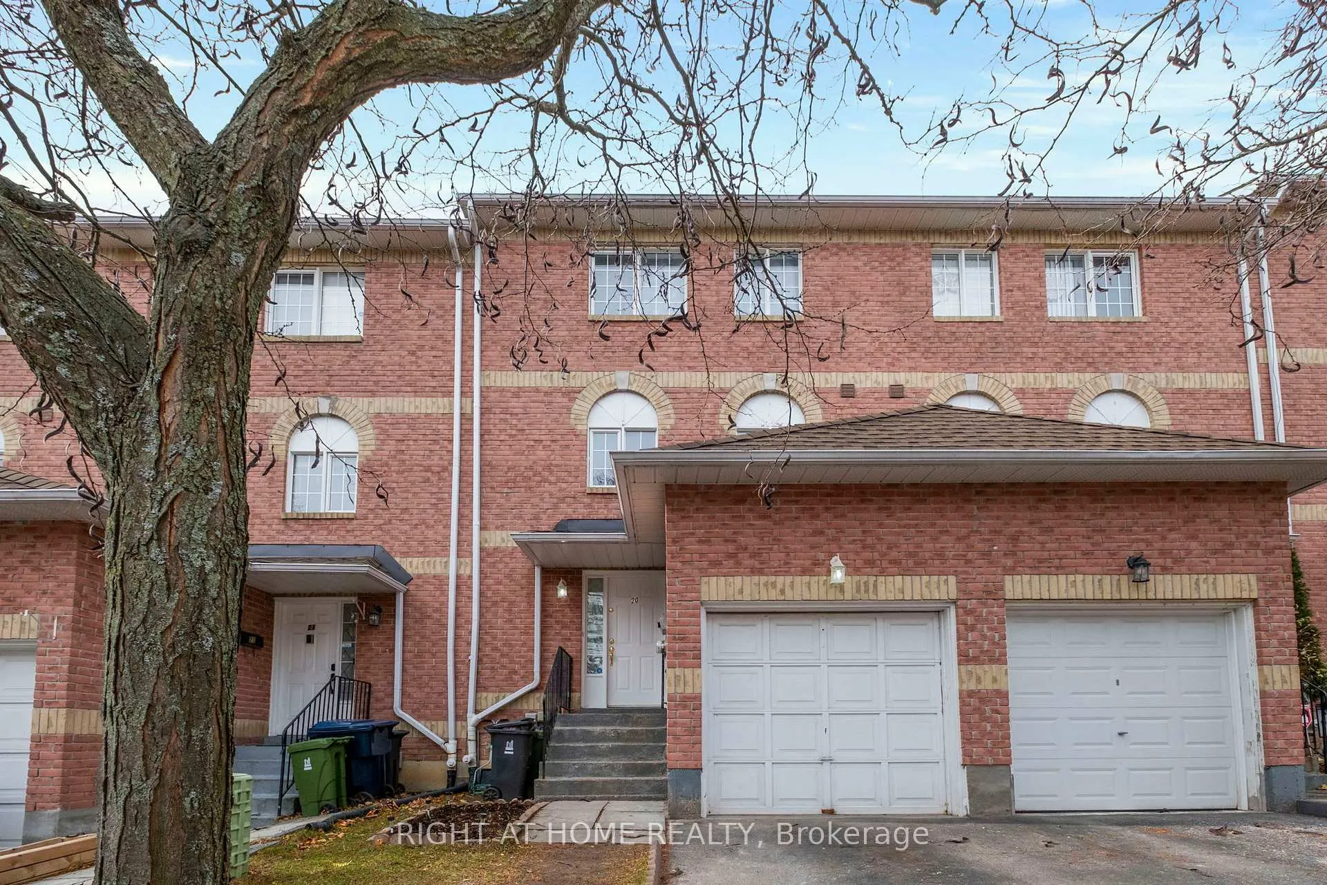 Front of Unit 20, 138 Homestead Road
