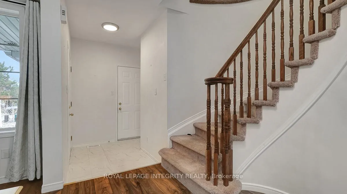 Photo 4 of 58 Edgeware Drive, Ottawa, Barrhaven - Longfields — HOMEH