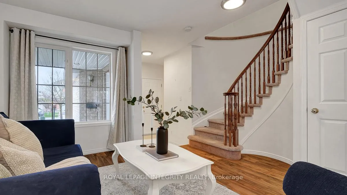 Photo 10 of 58 Edgeware Drive, Ottawa, Barrhaven - Longfields — HOMEH