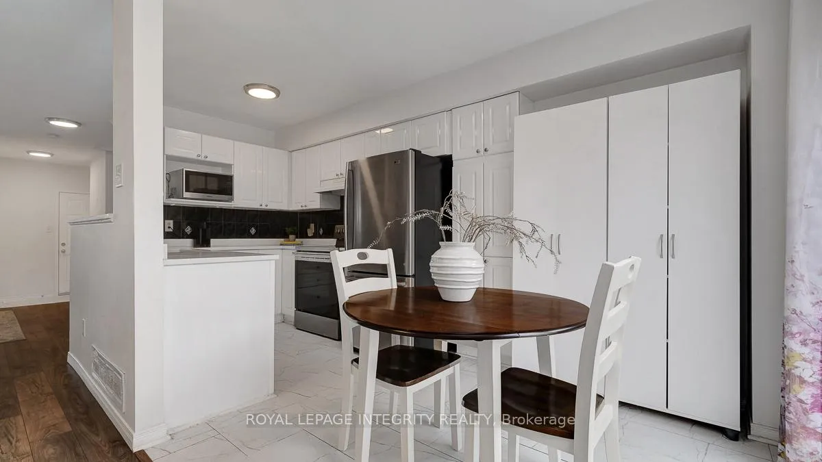 Photo 16 of 58 Edgeware Drive, Ottawa, Barrhaven - Longfields — HOMEH