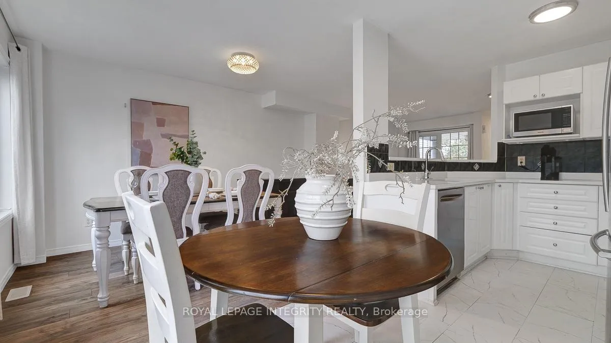 Photo 17 of 58 Edgeware Drive, Ottawa, Barrhaven - Longfields — HOMEH