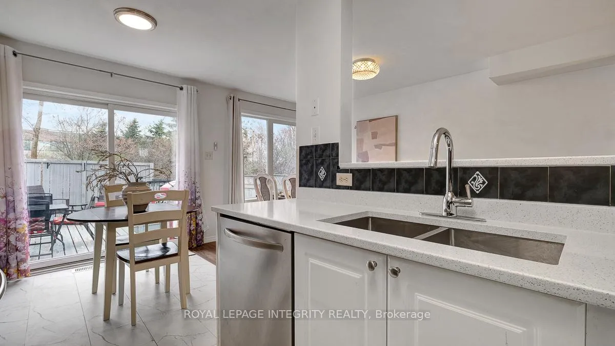 Photo 20 of 58 Edgeware Drive, Ottawa, Barrhaven - Longfields — HOMEH