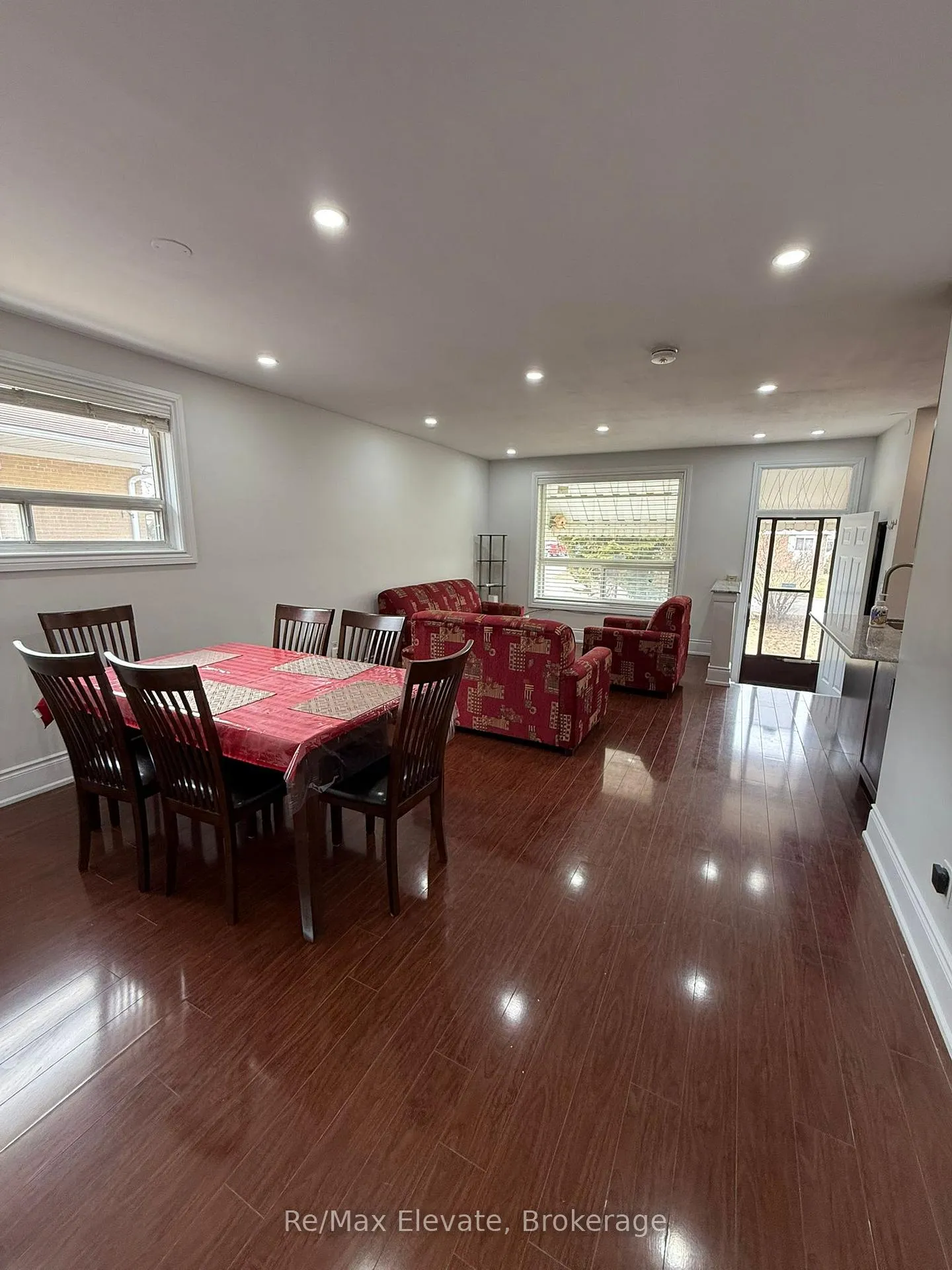 Photo 6 of 69 Epsom Downs Drive, Brampton, Southgate — HOMEH