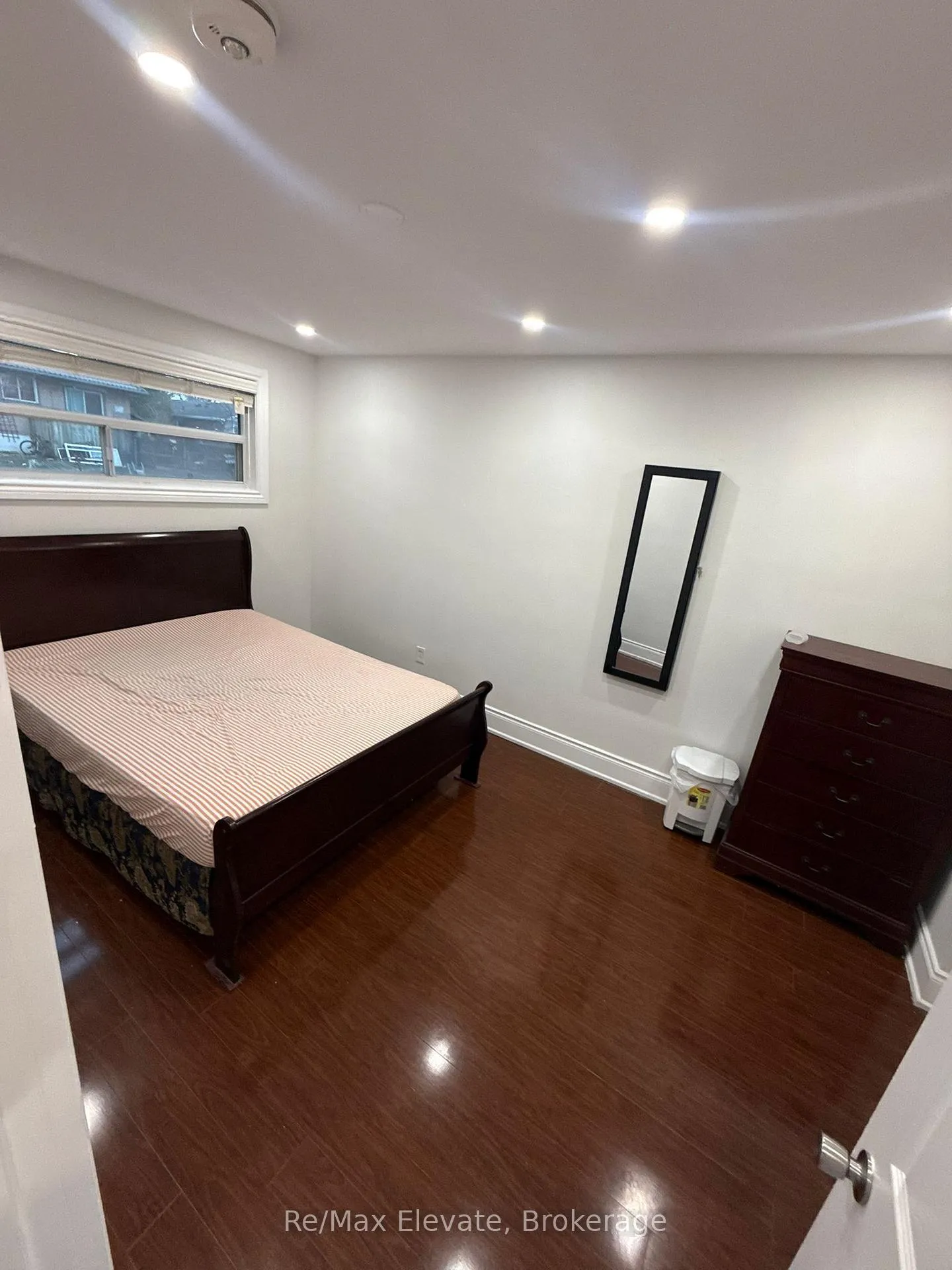 Photo 8 of 69 Epsom Downs Drive, Brampton, Southgate — HOMEH