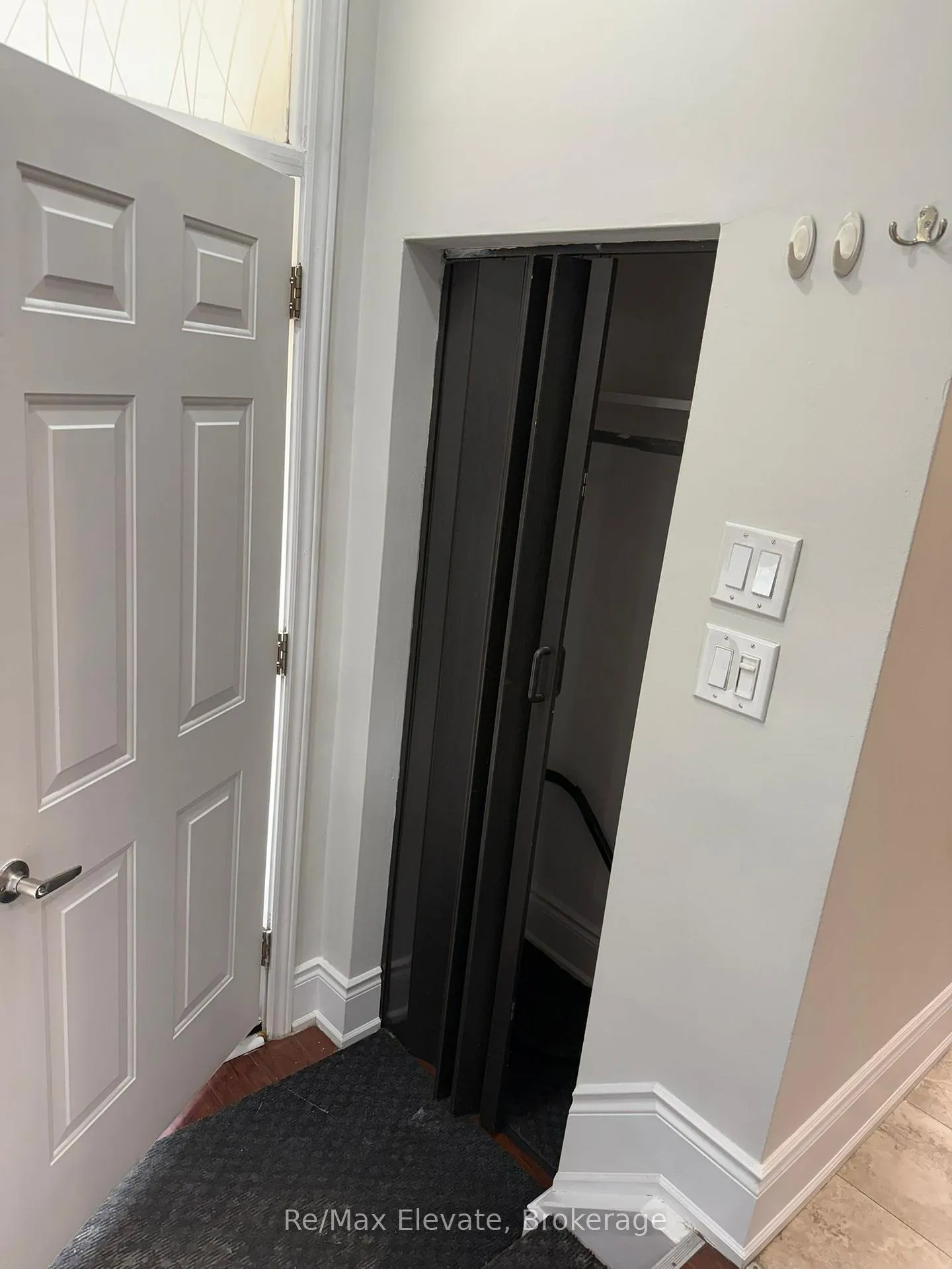 Photo 12 of 69 Epsom Downs Drive, Brampton, Southgate — HOMEH