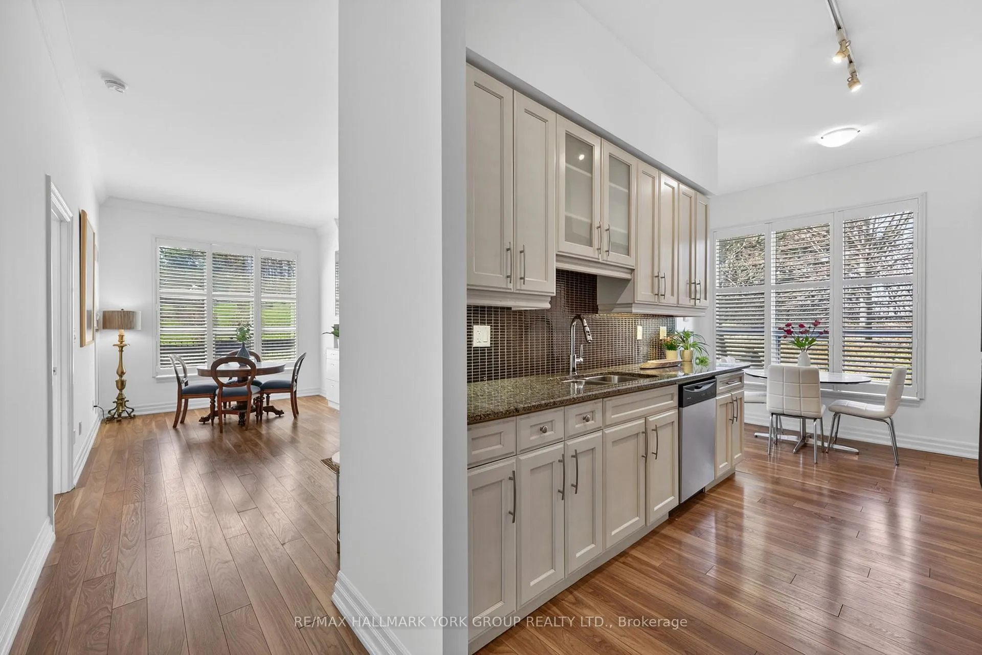 Photo 7 of Unit 109, 180 John Way, Aurora, Bayview Wellington — HOMEH