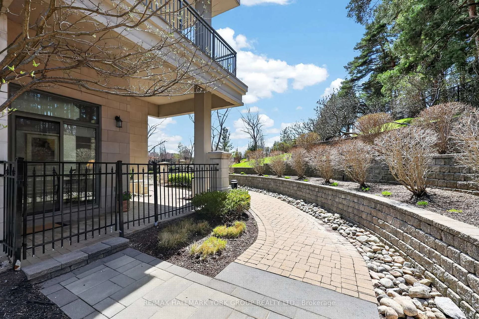 Photo 36 of Unit 109, 180 John Way, Aurora, Bayview Wellington — HOMEH