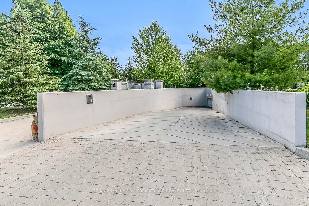 Photo 48 of Unit 109, 180 John Way, Aurora, Bayview Wellington — HOMEH