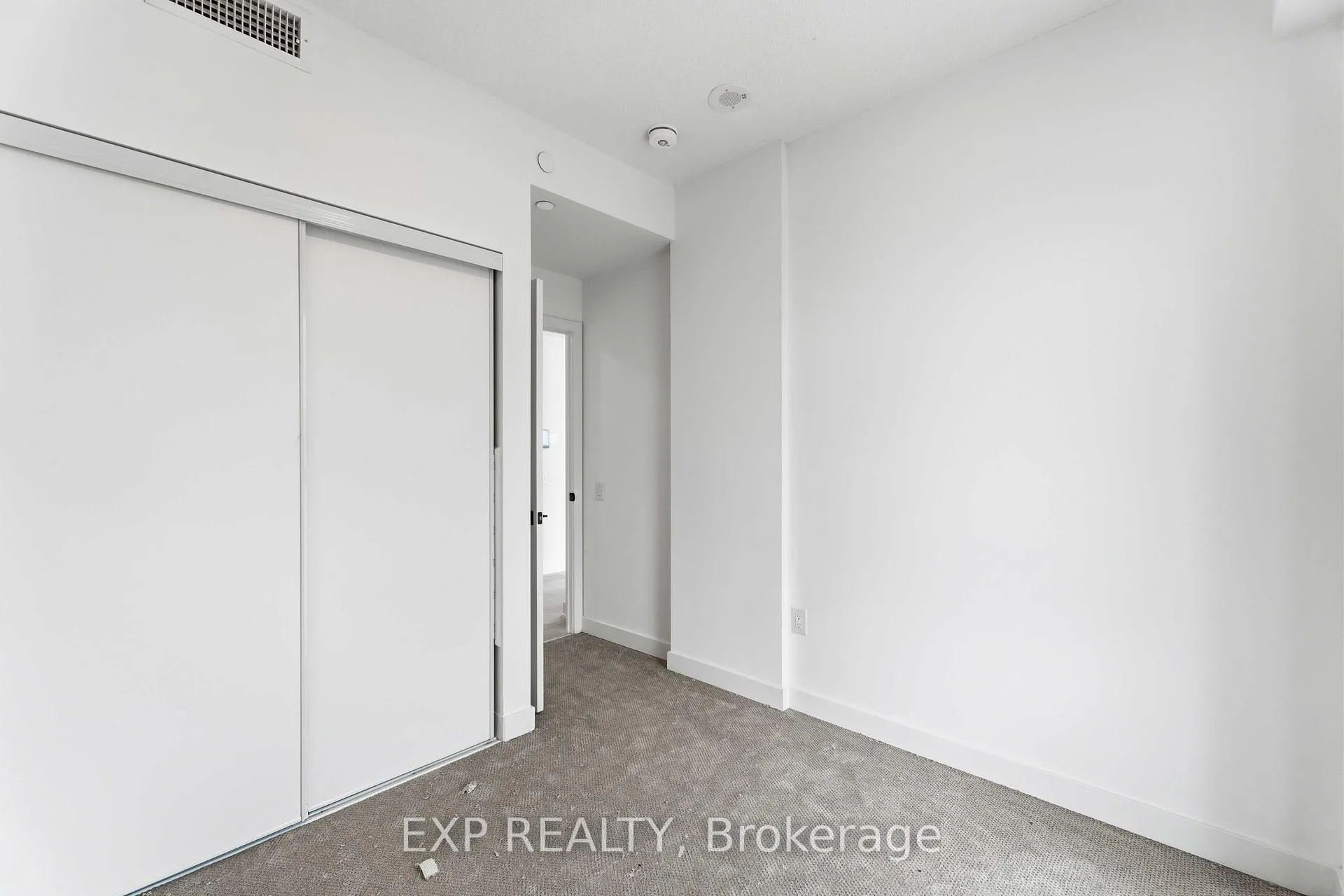 Photo 13 of Unit 1306, 2782 Barton Street E, Hamilton, Riverdale — HOMEH