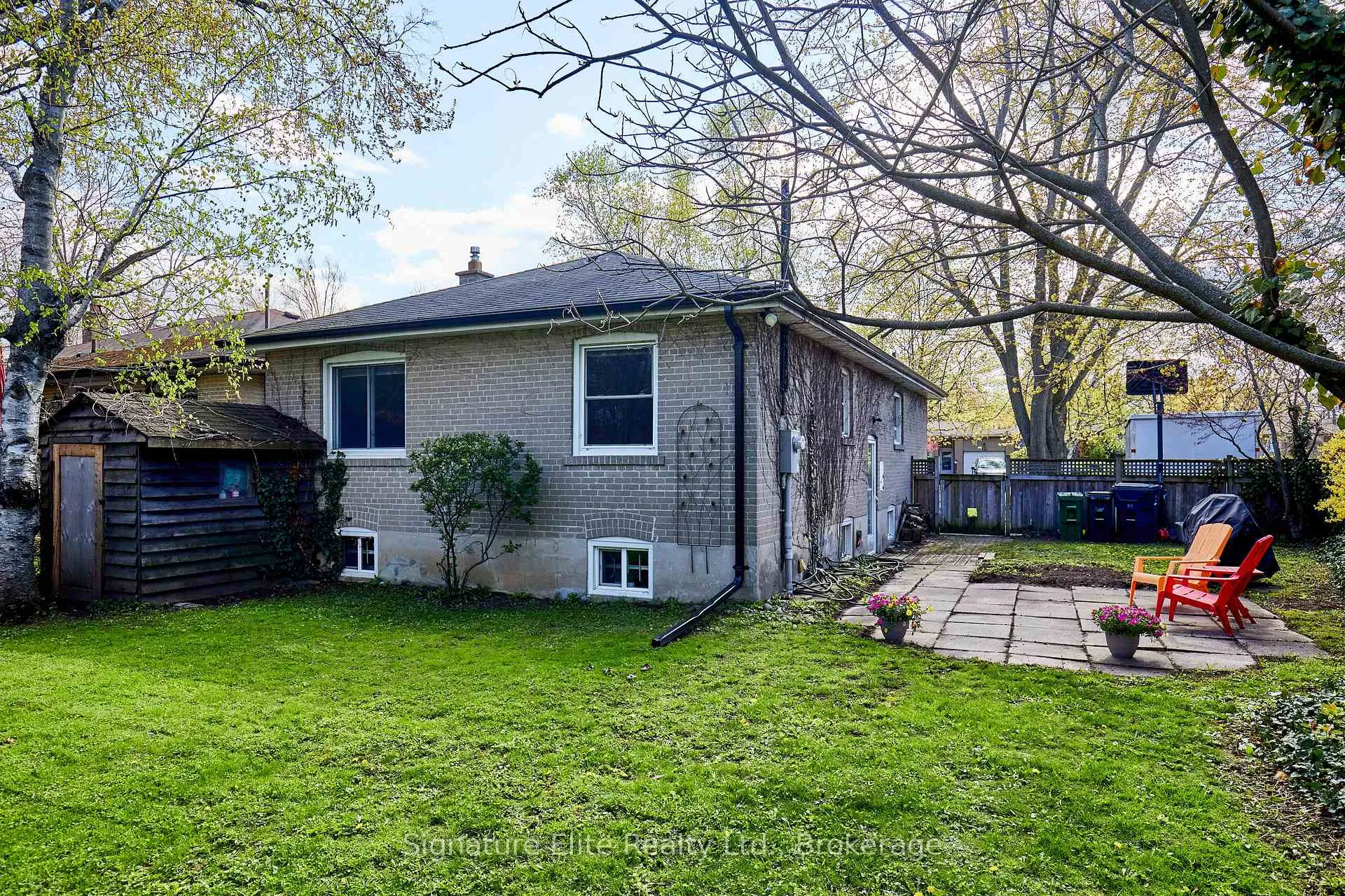 Photo 37 of 135 Toynbee Trail, Scarborough, Guildwood — HOMEH