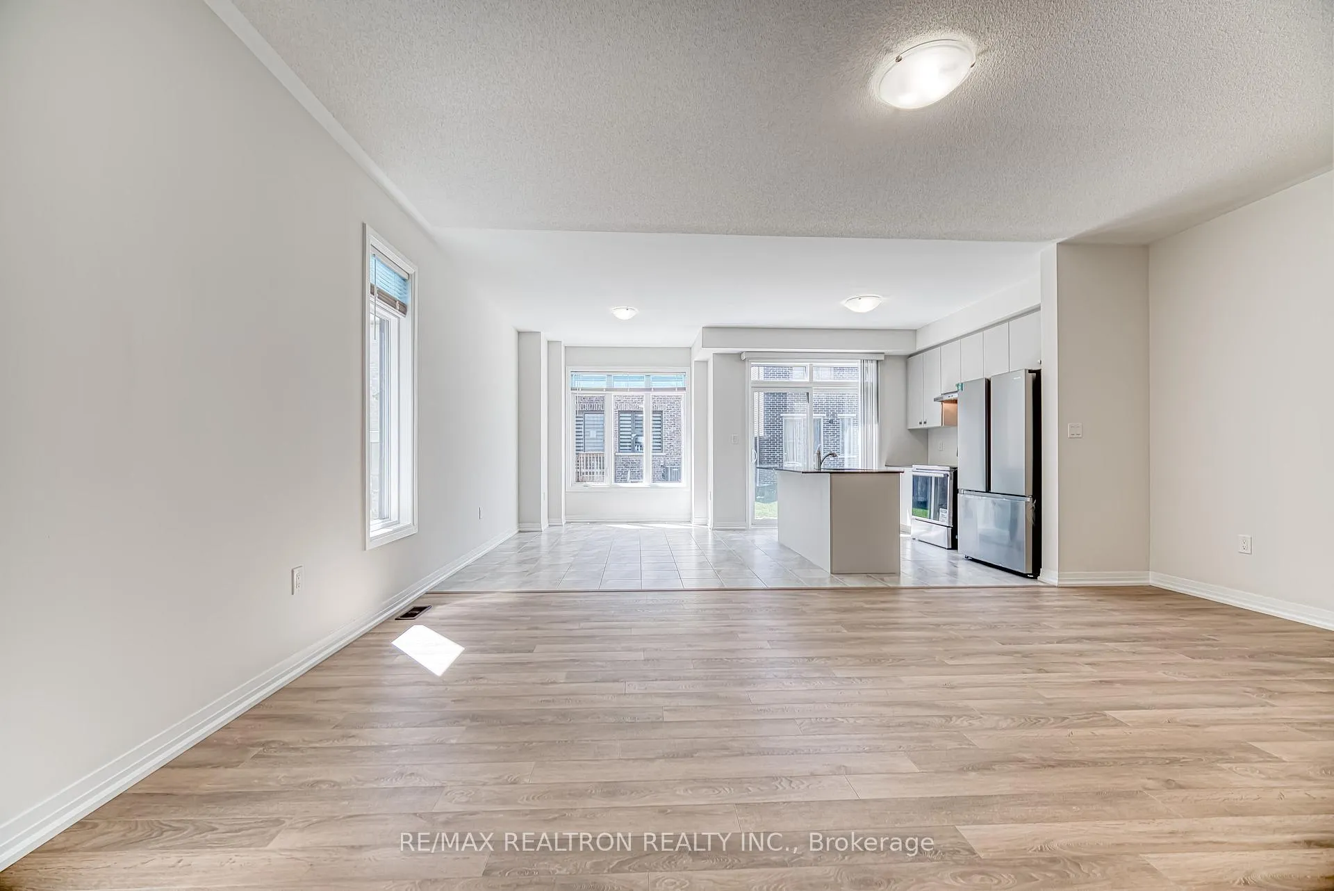 Photo 4 of 3040 Sideline 16 Road, Pickering, Rural Pickering — HOMEH