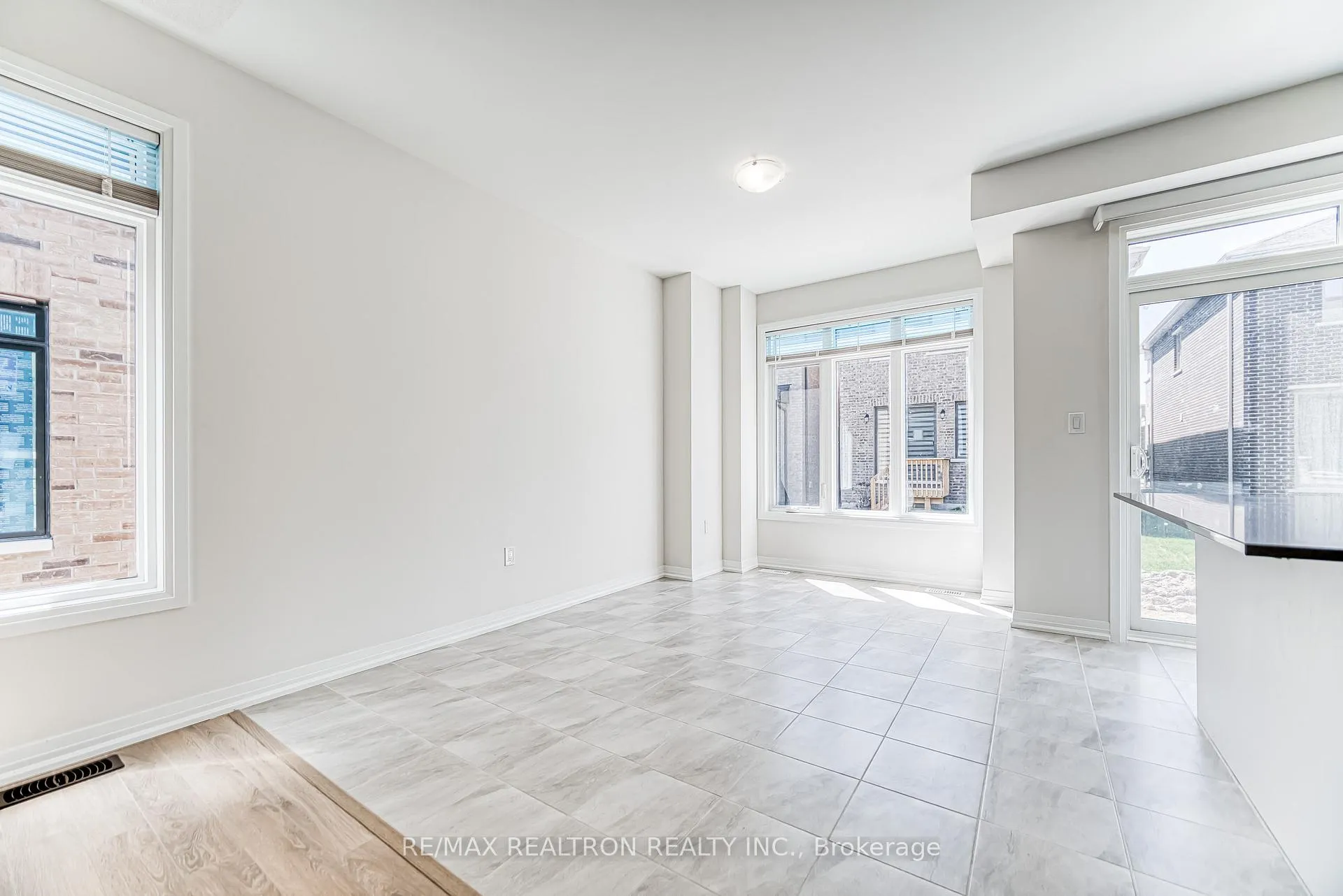 Photo 8 of 3040 Sideline 16 Road, Pickering, Rural Pickering — HOMEH