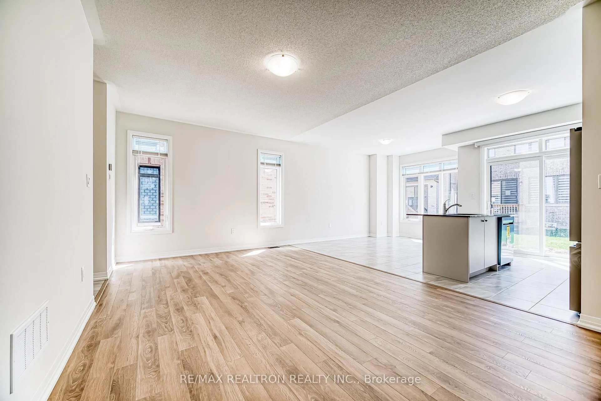 Photo 15 of 3040 Sideline 16 Road, Pickering, Rural Pickering — HOMEH