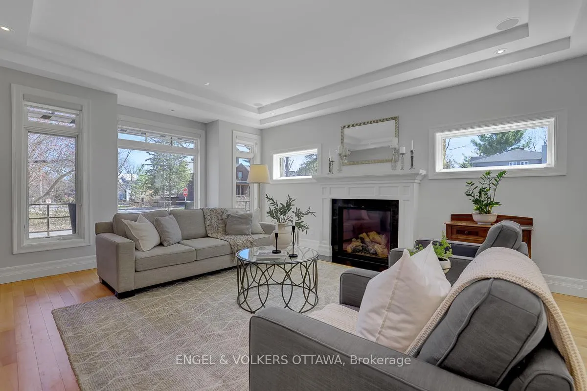 Photo 9 of 592 Brierwood Avenue, Ottawa, McKellar/Highland — HOMEH