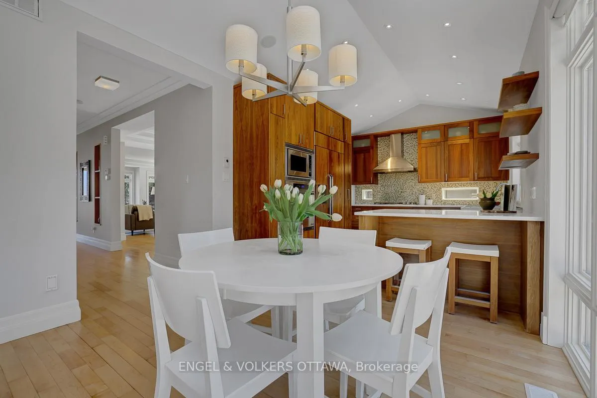 Photo 15 of 592 Brierwood Avenue, Ottawa, McKellar/Highland — HOMEH