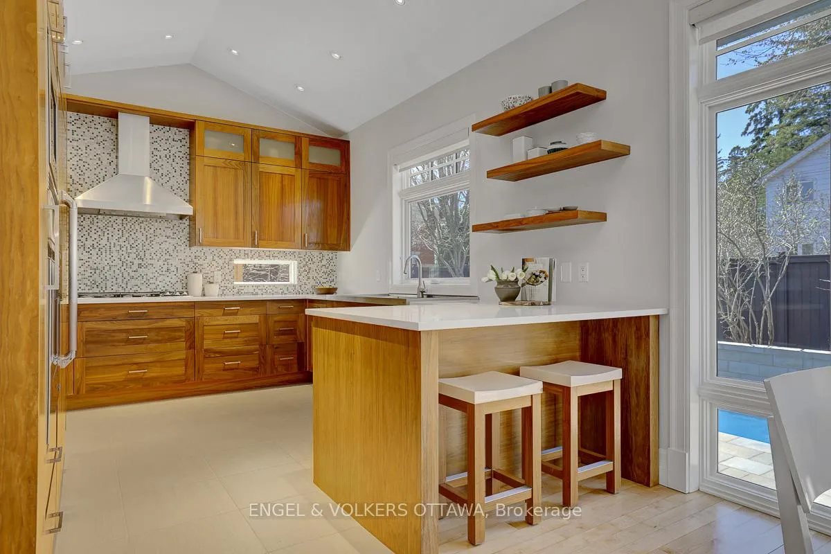 Photo 16 of 592 Brierwood Avenue, Ottawa, McKellar/Highland — HOMEH