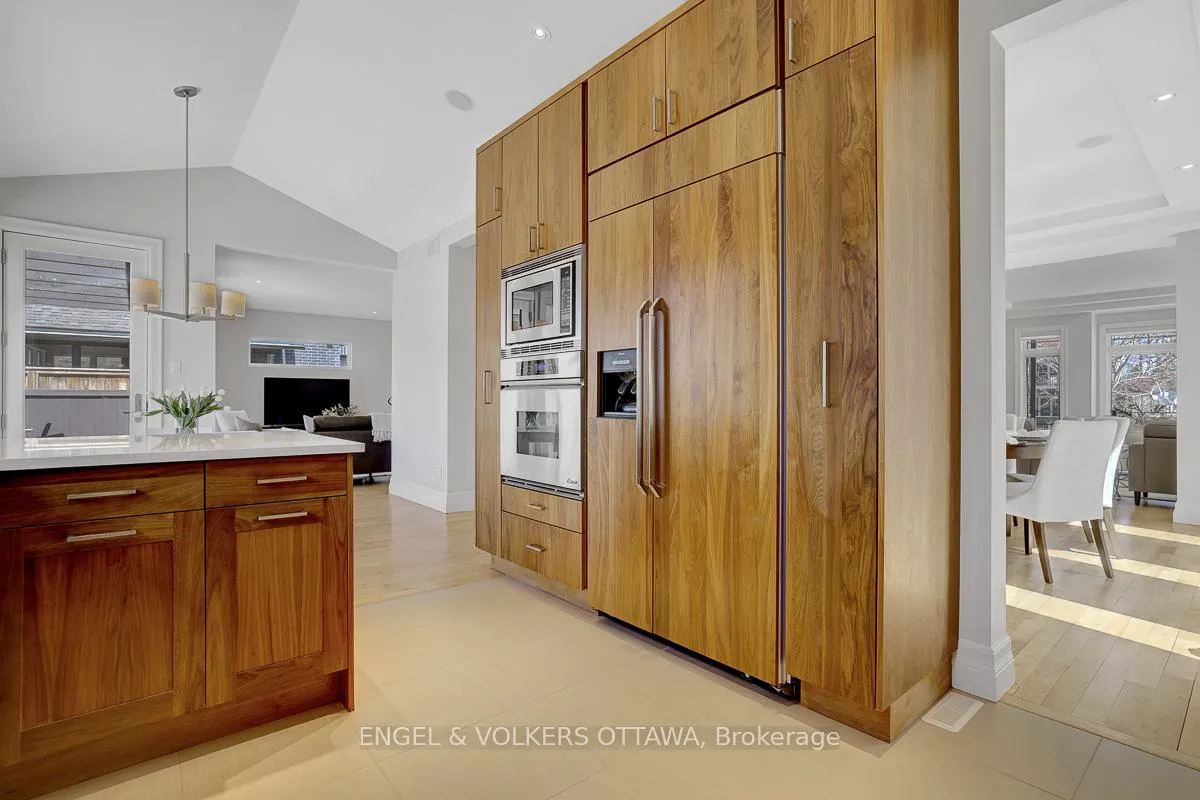 Photo 18 of 592 Brierwood Avenue, Ottawa, McKellar/Highland — HOMEH