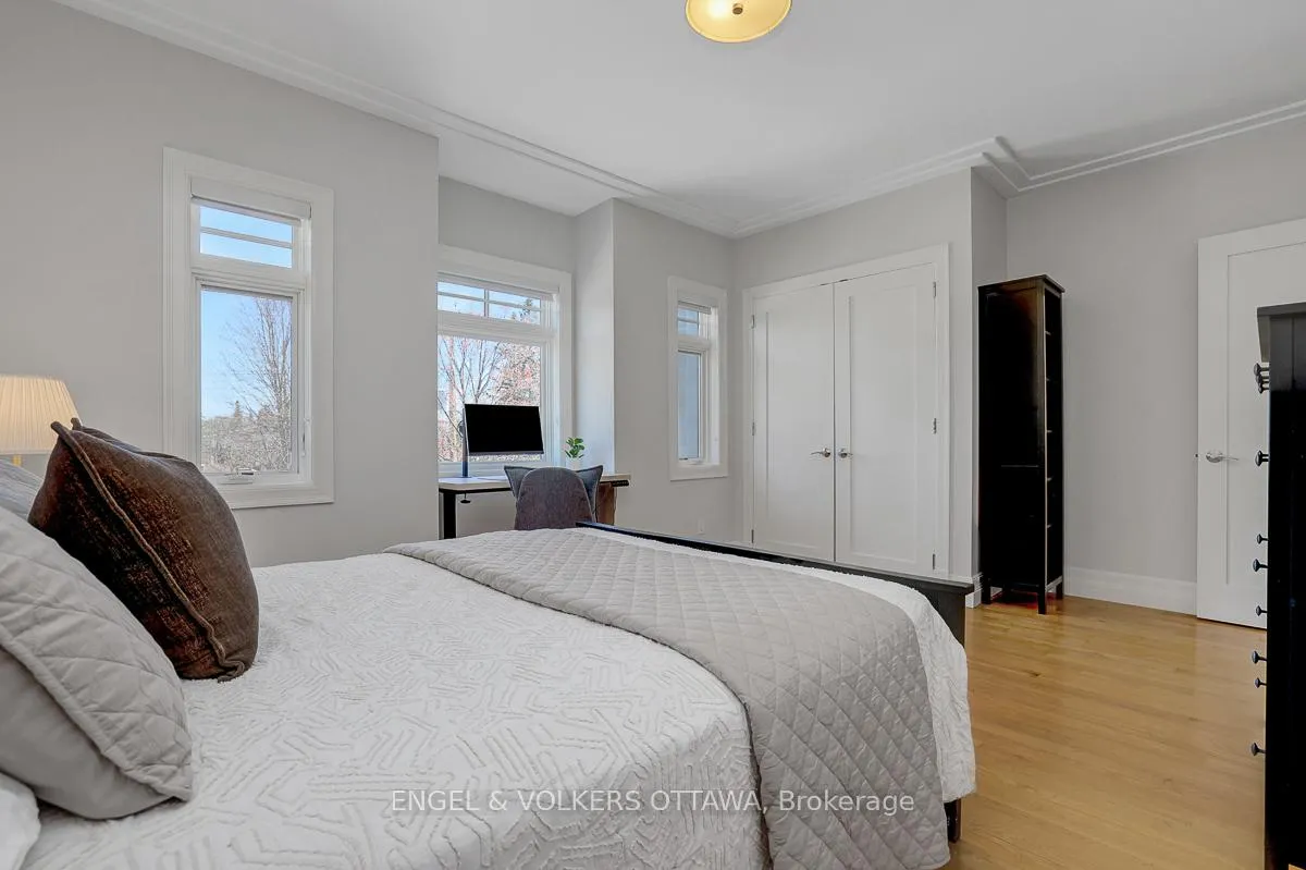 Photo 38 of 592 Brierwood Avenue, Ottawa, McKellar/Highland — HOMEH