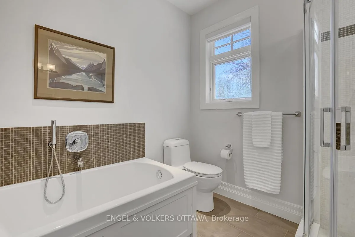 Photo 40 of 592 Brierwood Avenue, Ottawa, McKellar/Highland — HOMEH