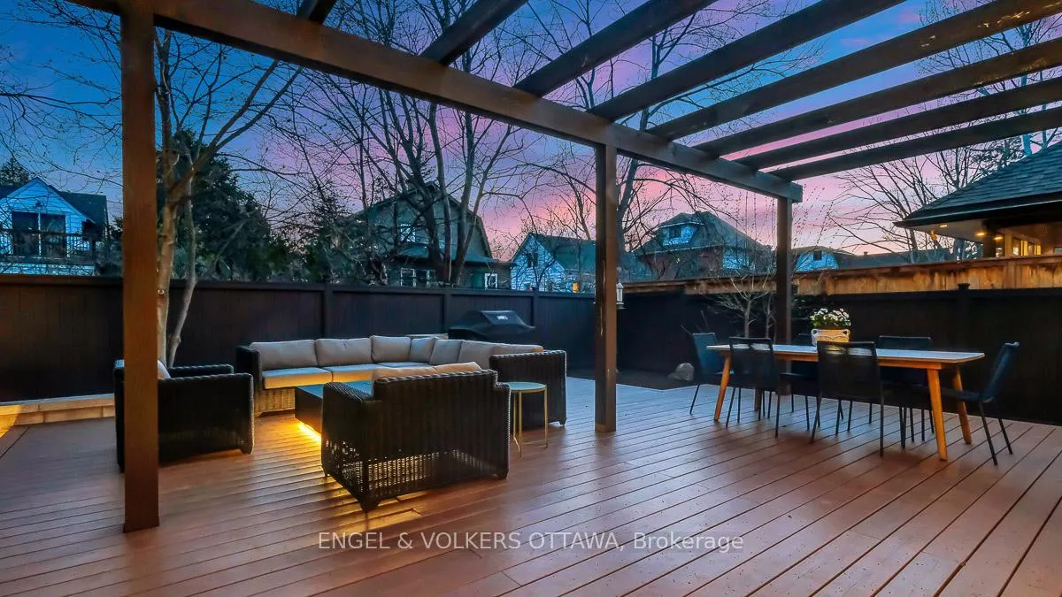 Photo 46 of 592 Brierwood Avenue, Ottawa, McKellar/Highland — HOMEH