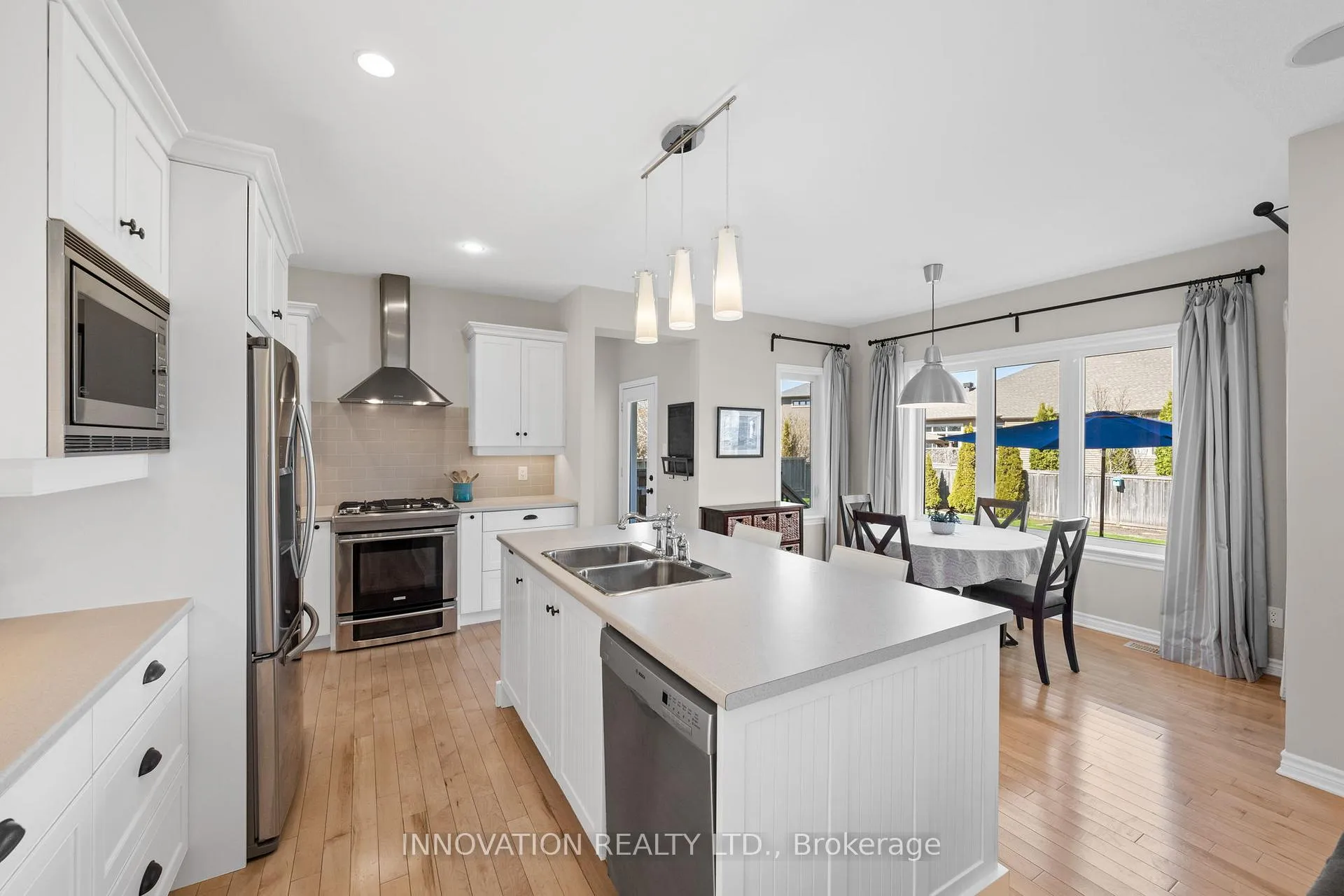 Photo 6 of 122 Corndav Way, Ottawa, Richmond — HOMEH